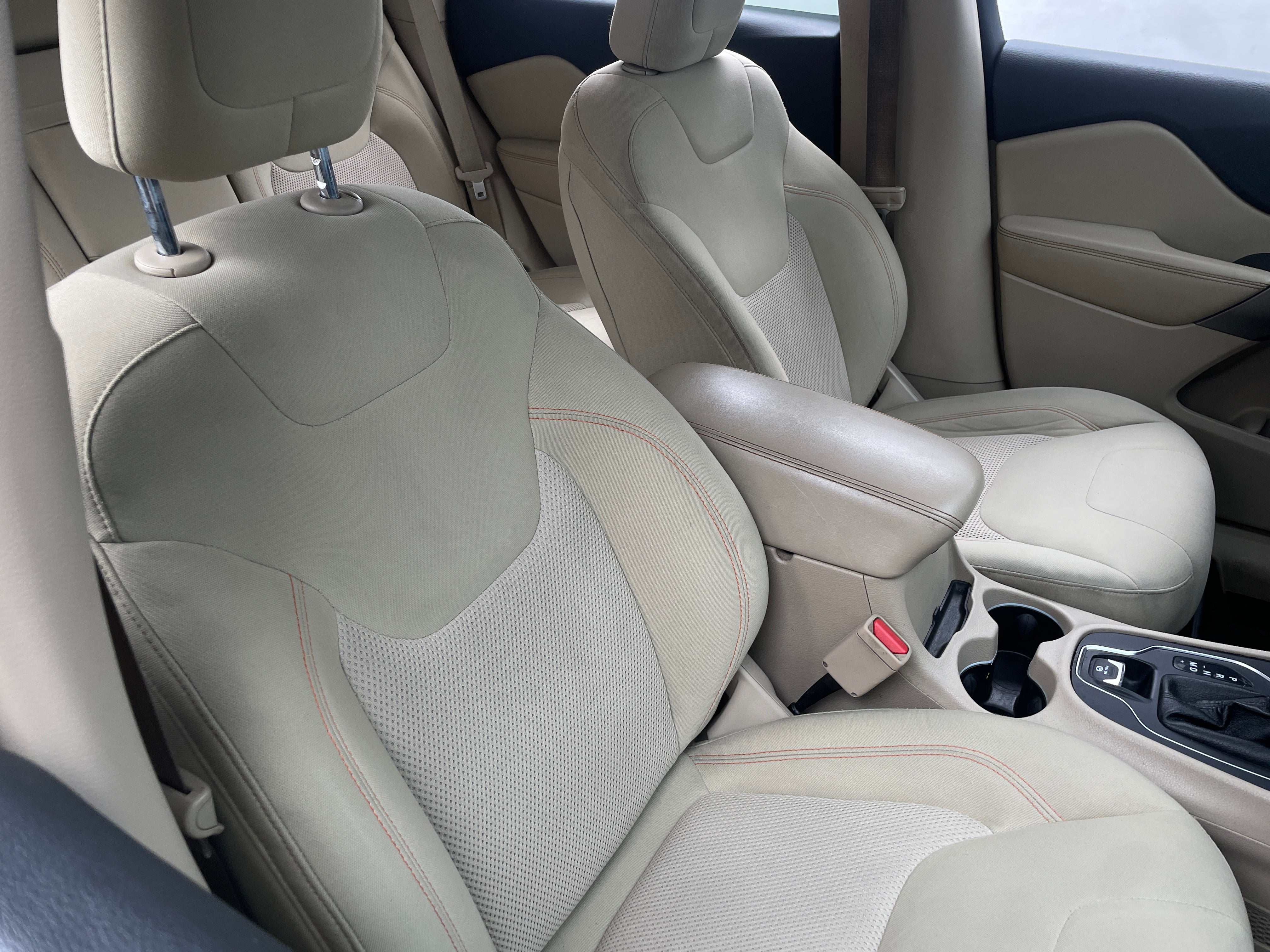 2019 Jeep Cherokee Latitude 2