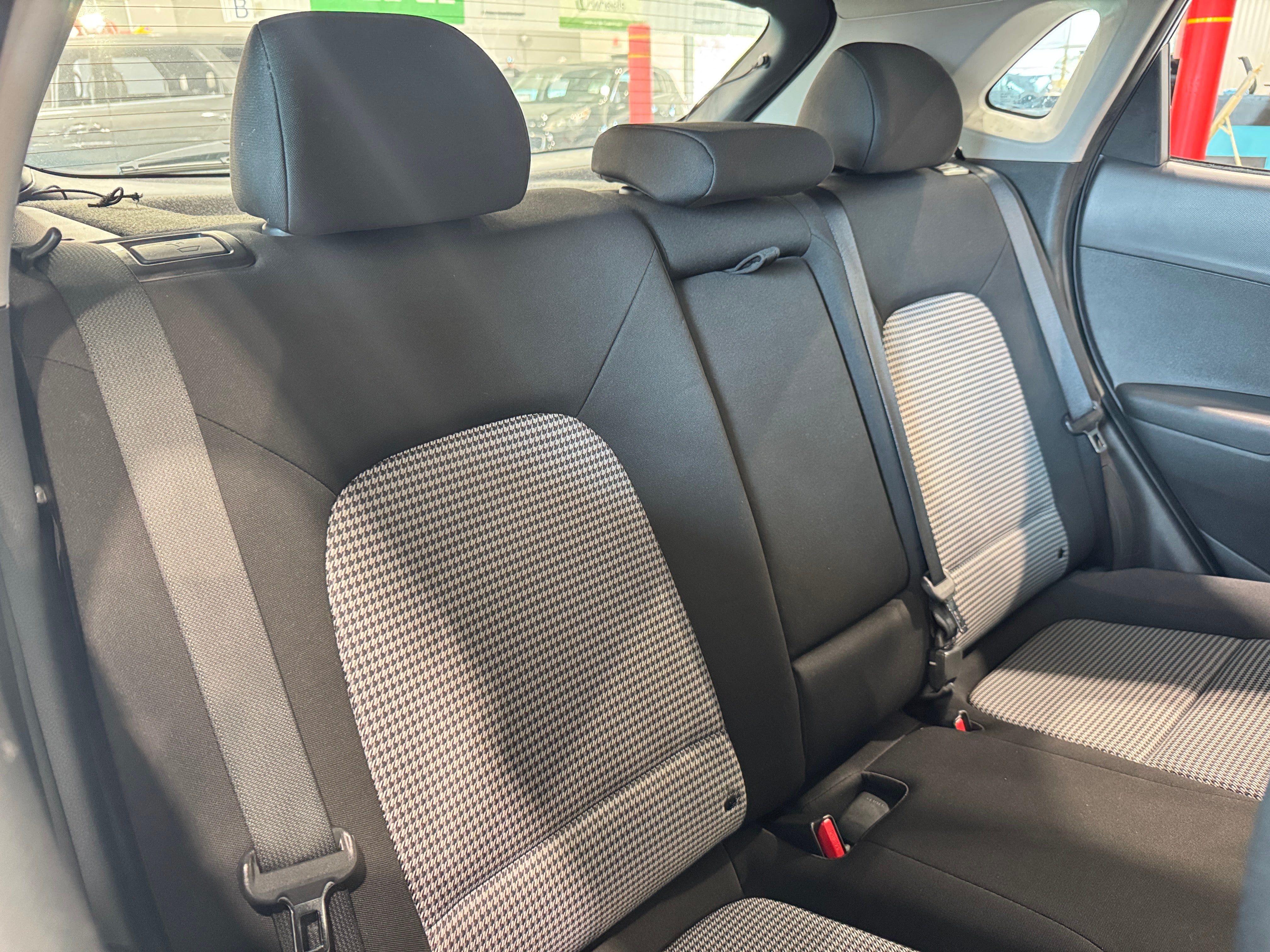 2023 Hyundai Kona SE 6