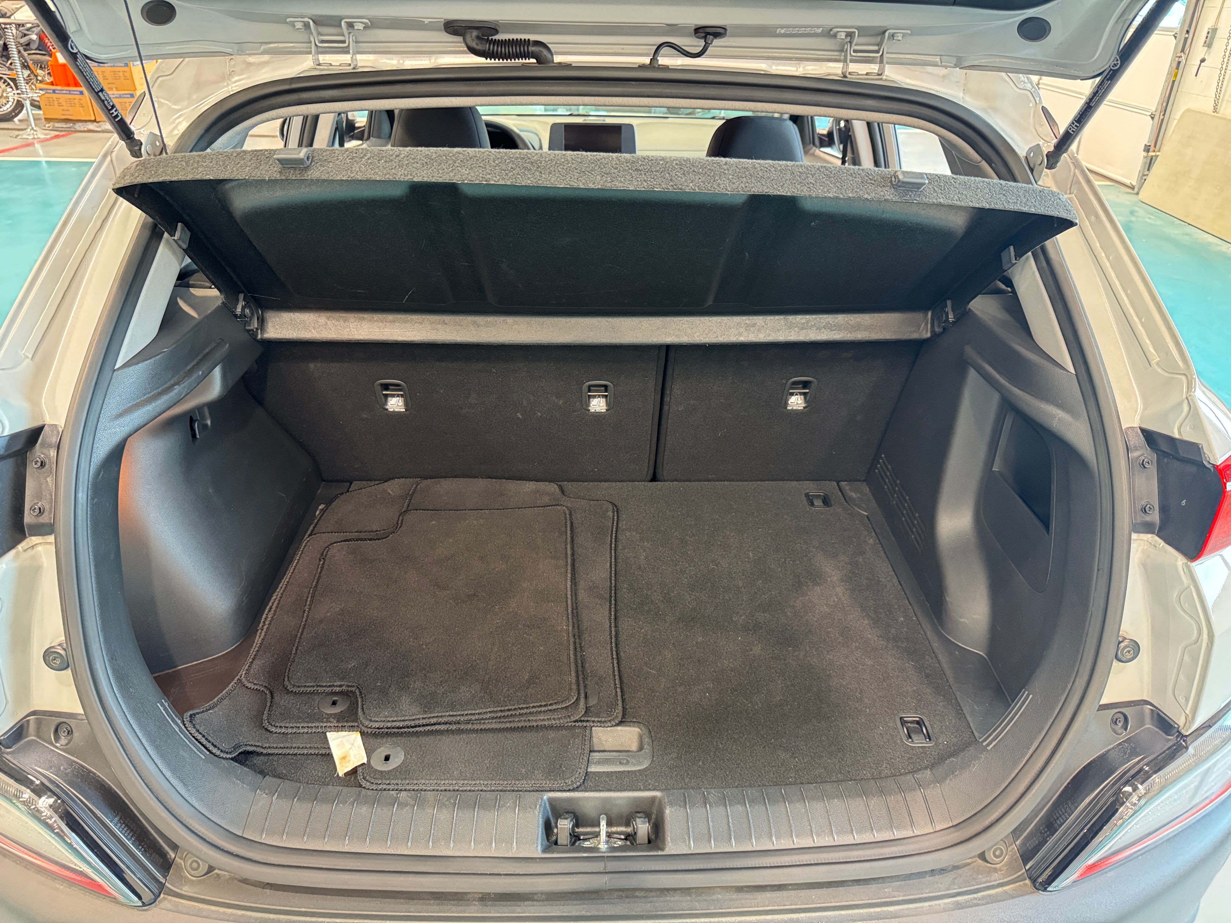 2023 Hyundai Kona SE 7
