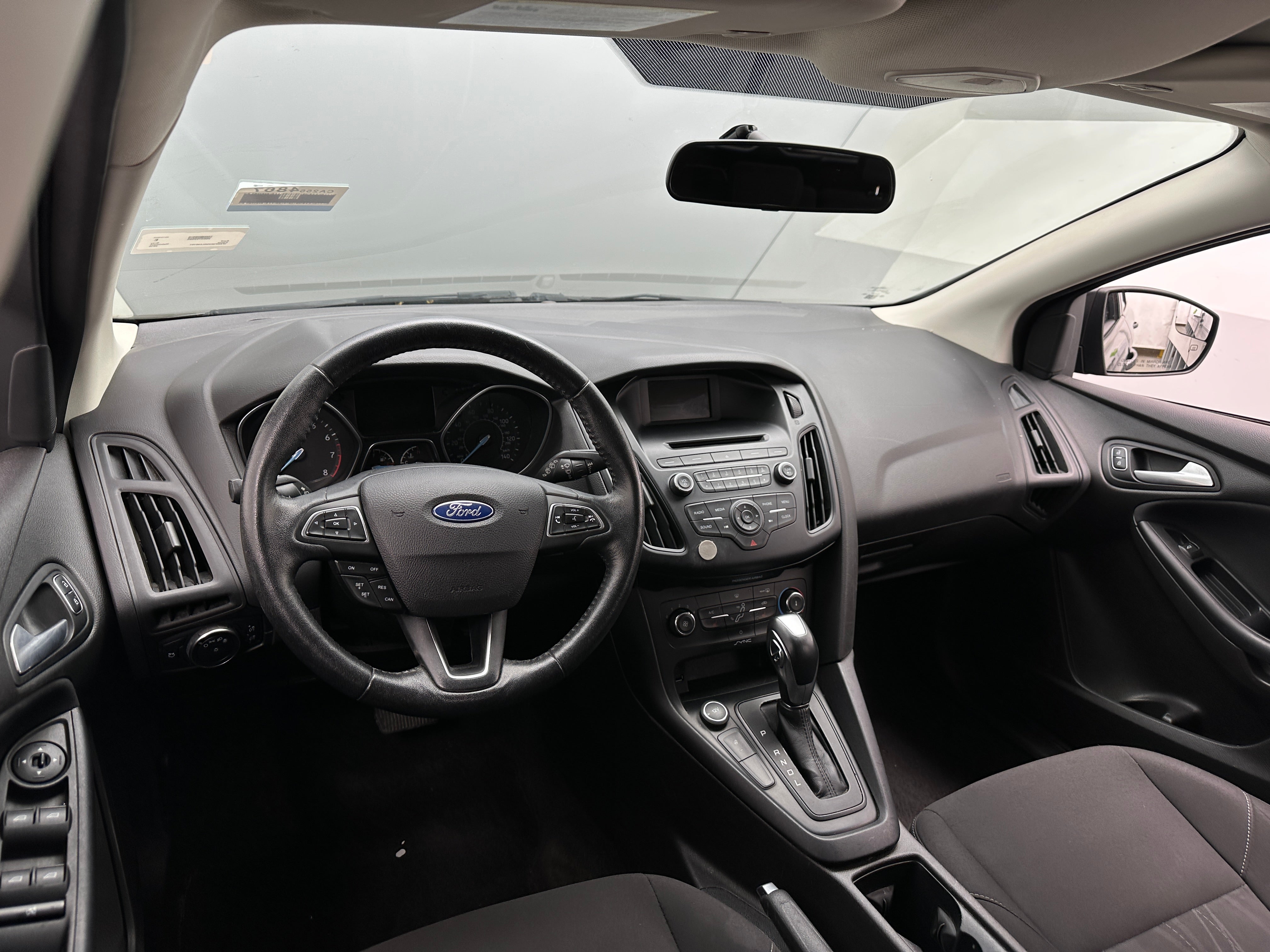 2016 Ford Focus SE 3