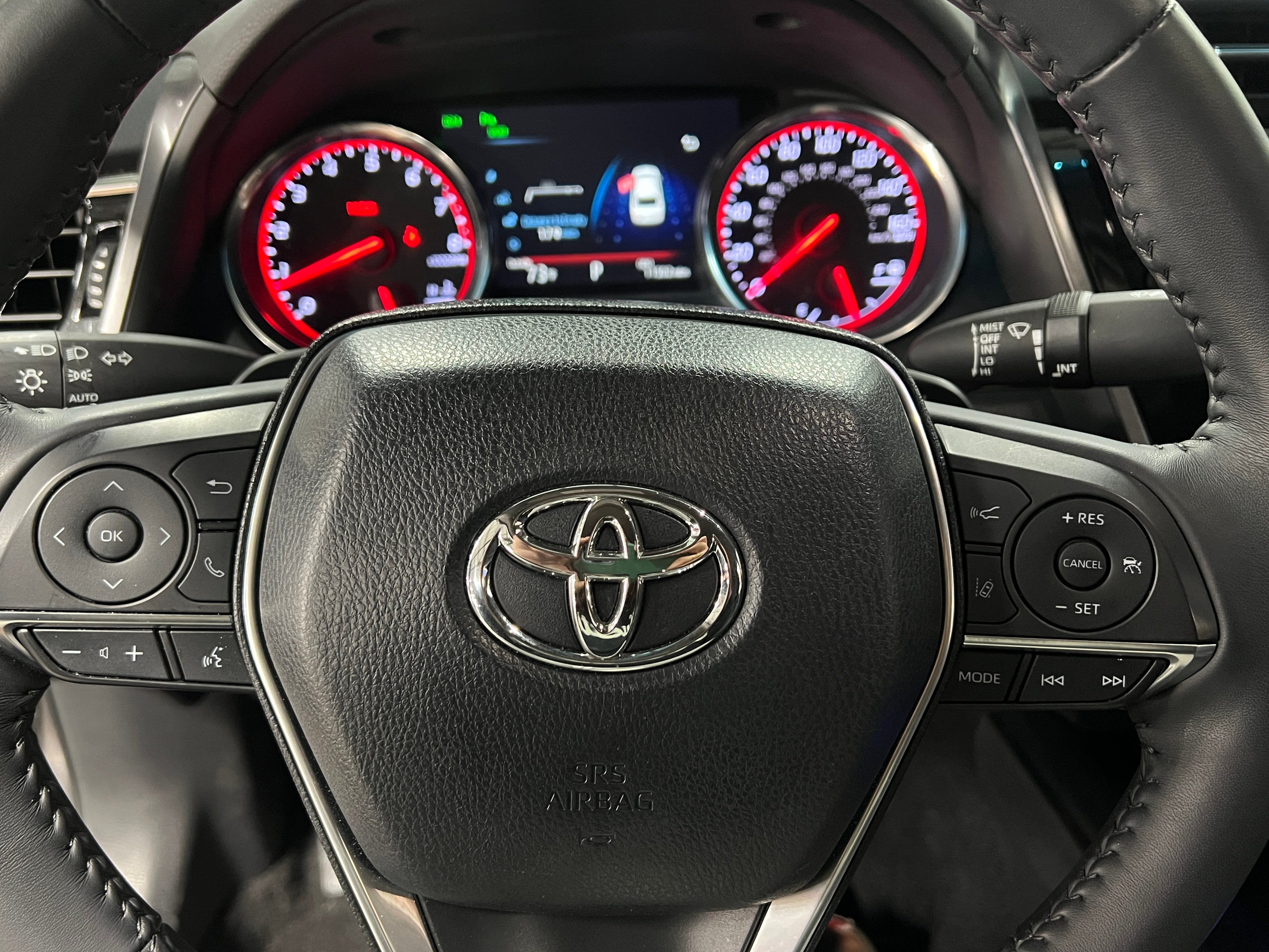 2018 Toyota Camry XSE 4