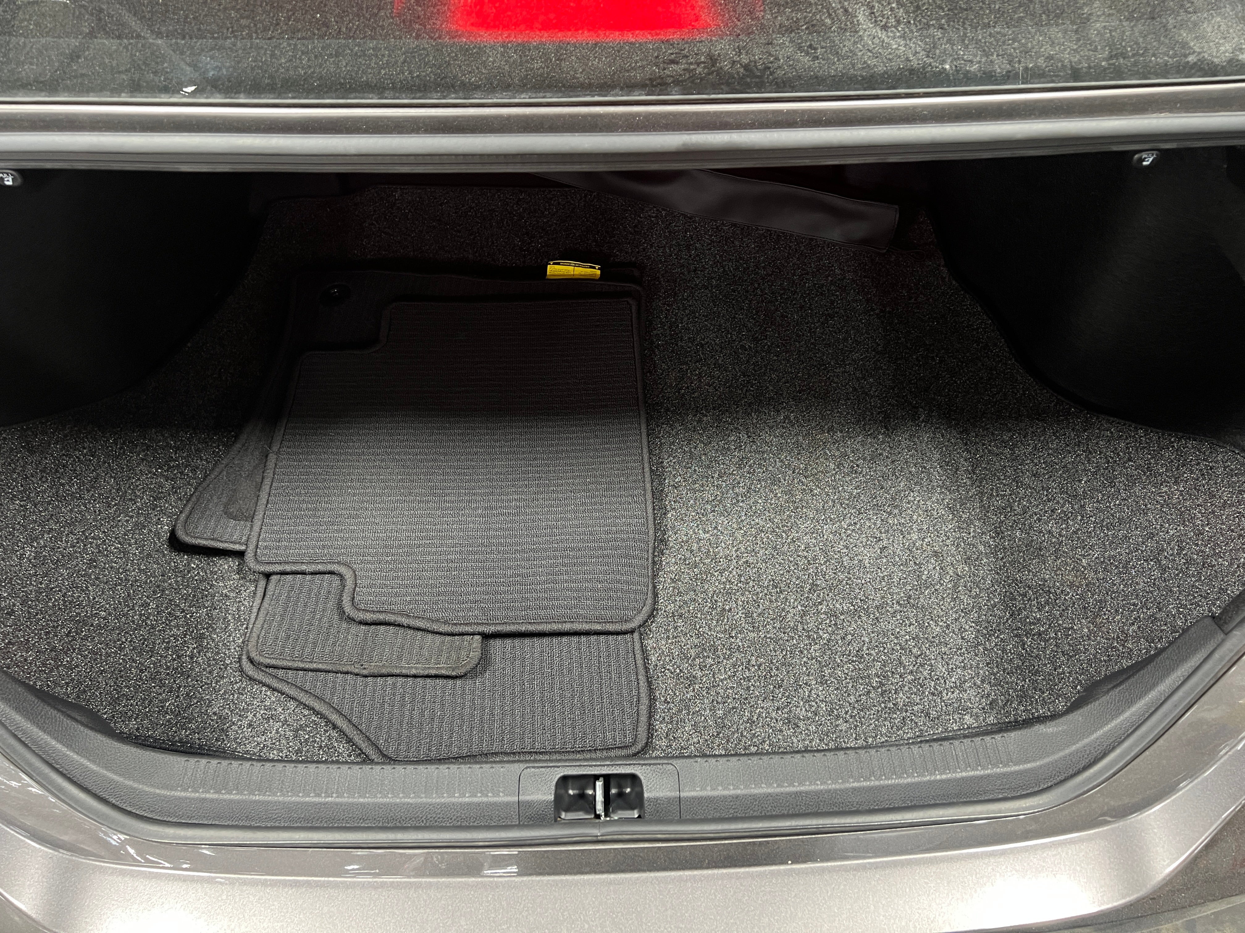 2018 Toyota Camry XSE 6