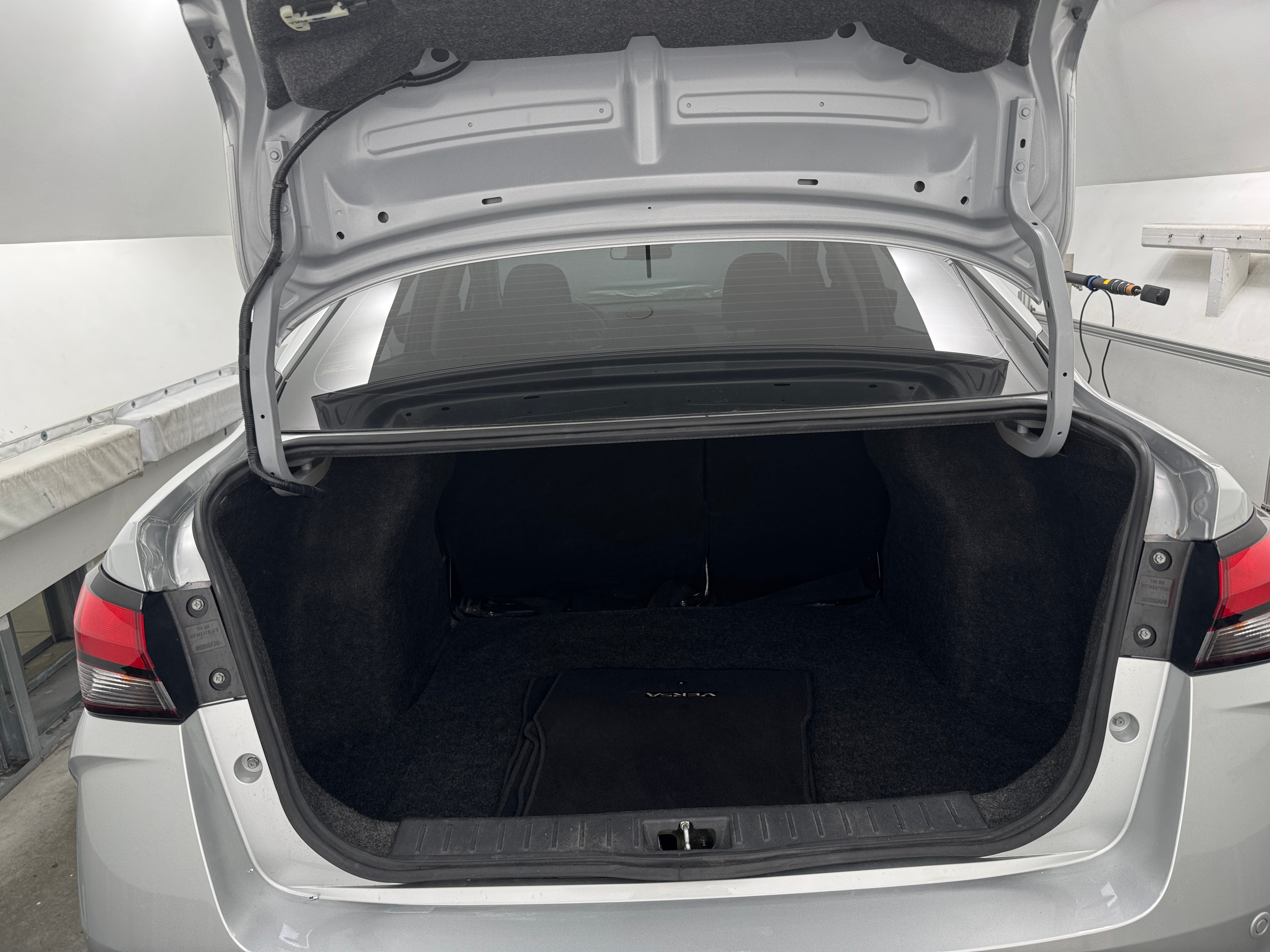 2022 Nissan Versa S 7