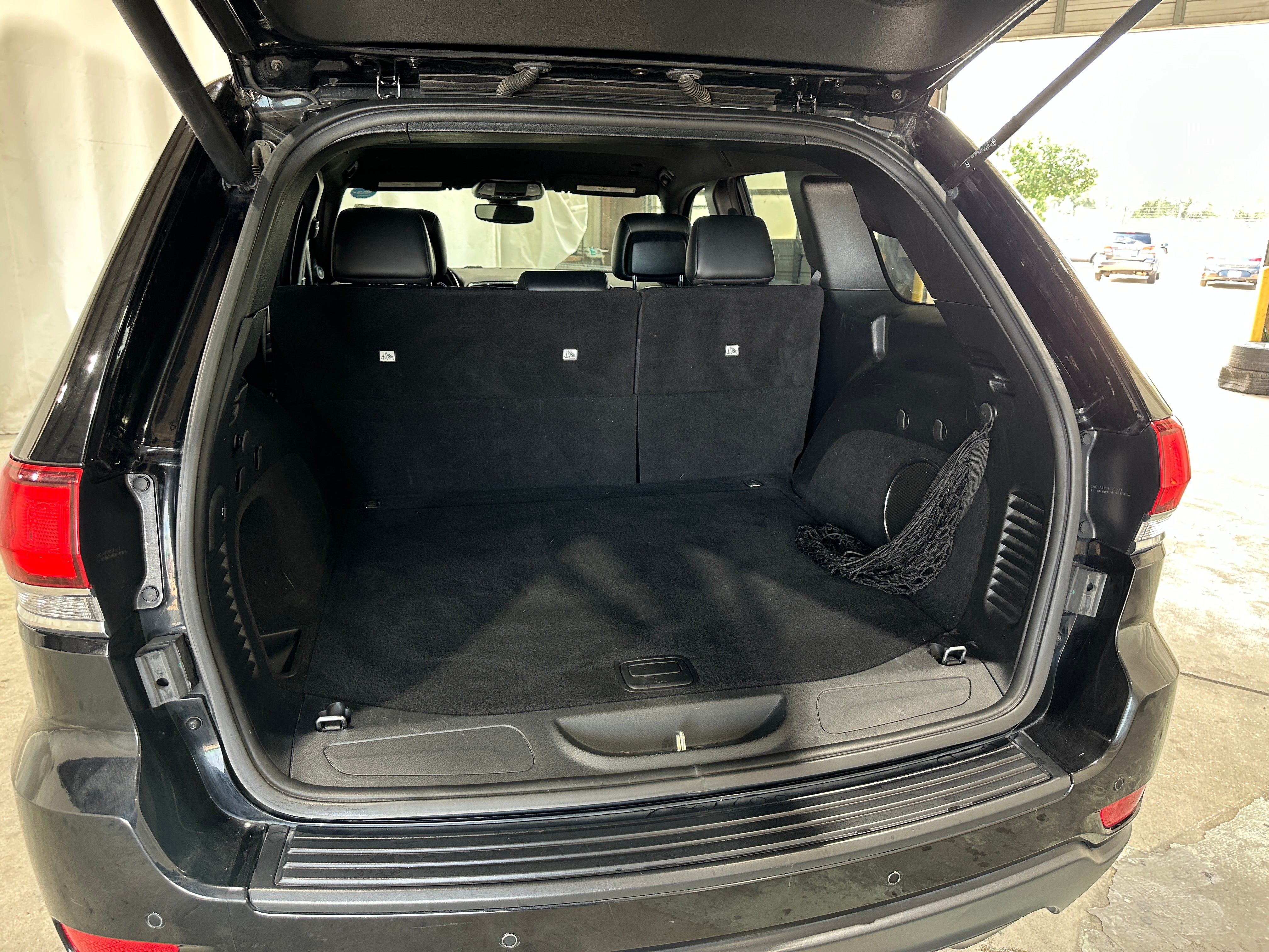 2020 Jeep Grand Cherokee Laredo 6