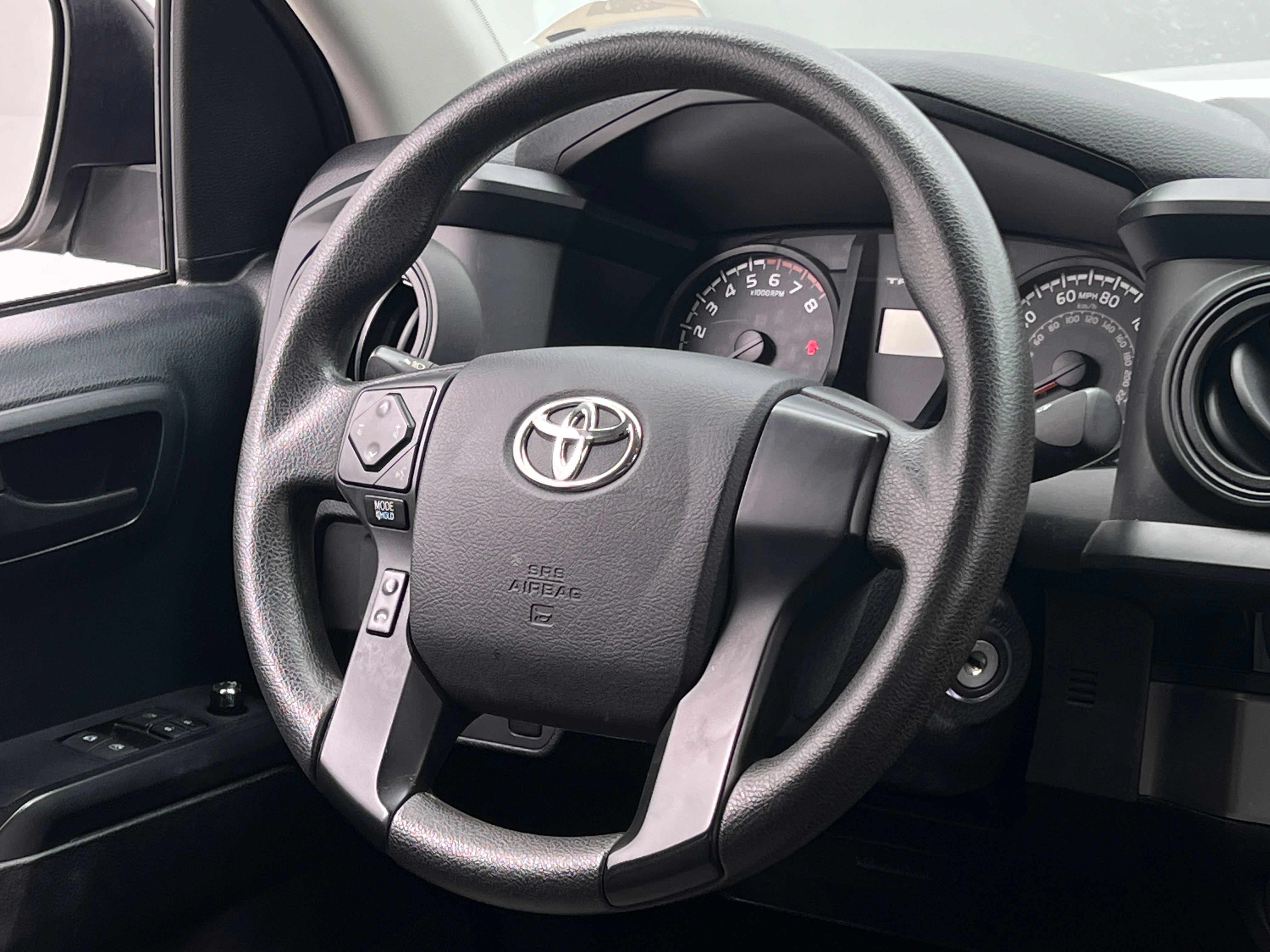 2016 Toyota Tacoma SR 5