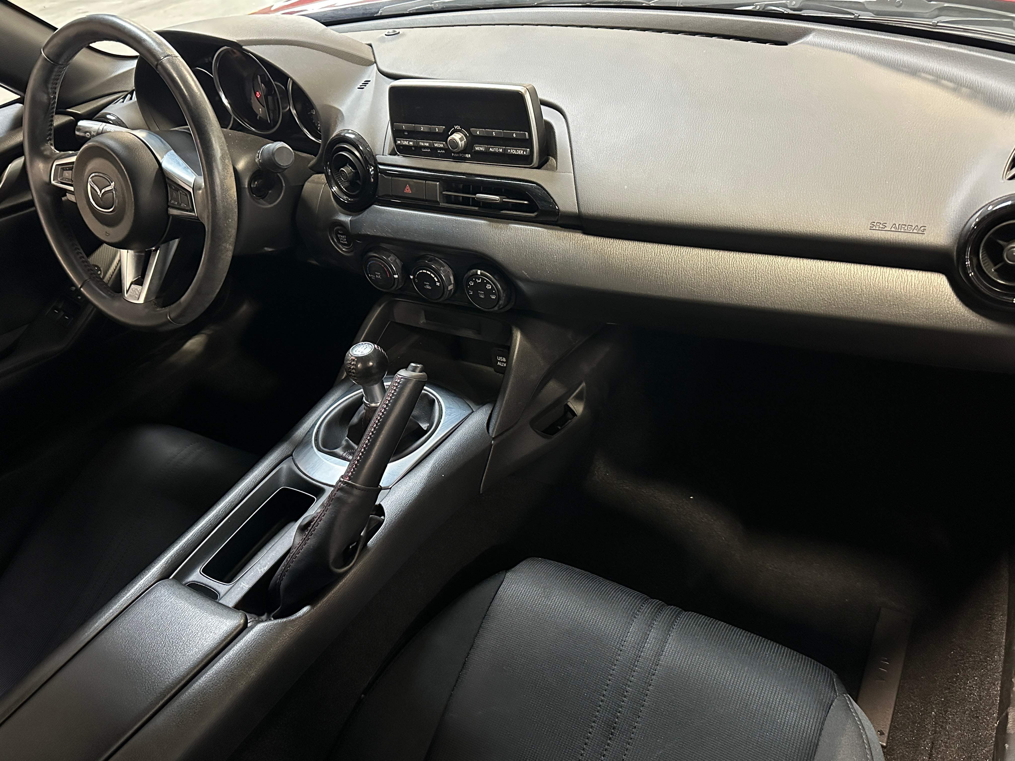 2016 Mazda MX-5 Miata Sport 3
