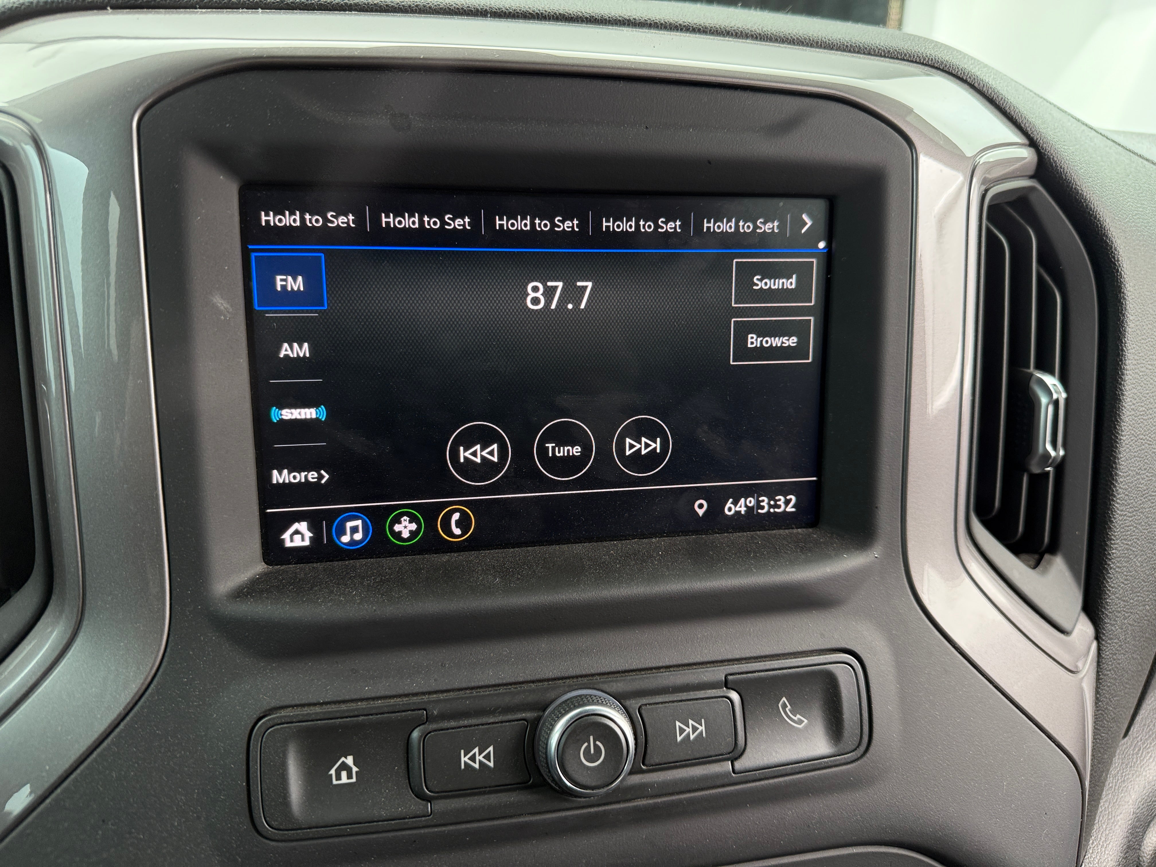 2021 Chevrolet Silverado 1500 Custom 4