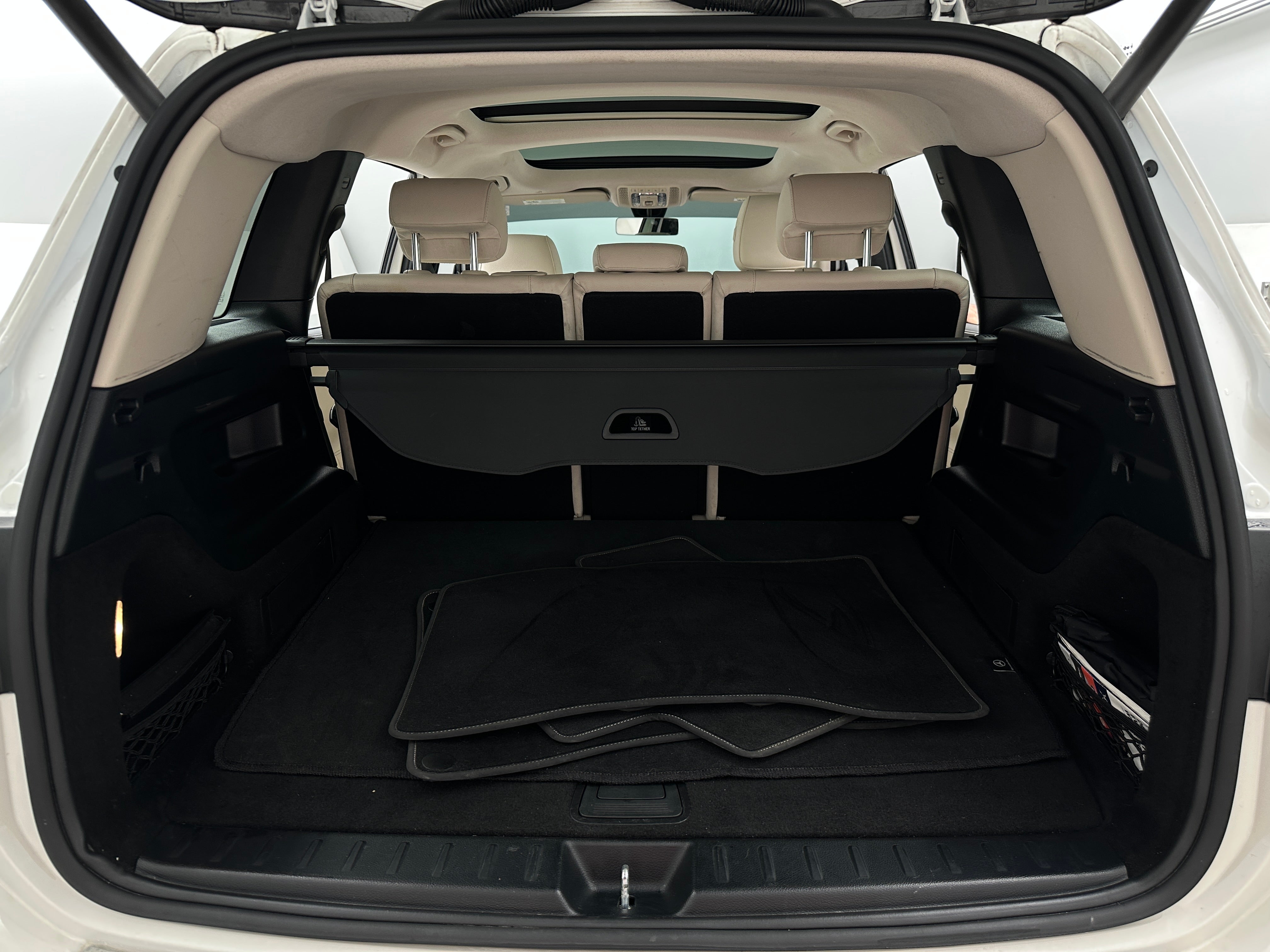 2022 Mercedes-Benz GLB 250 6