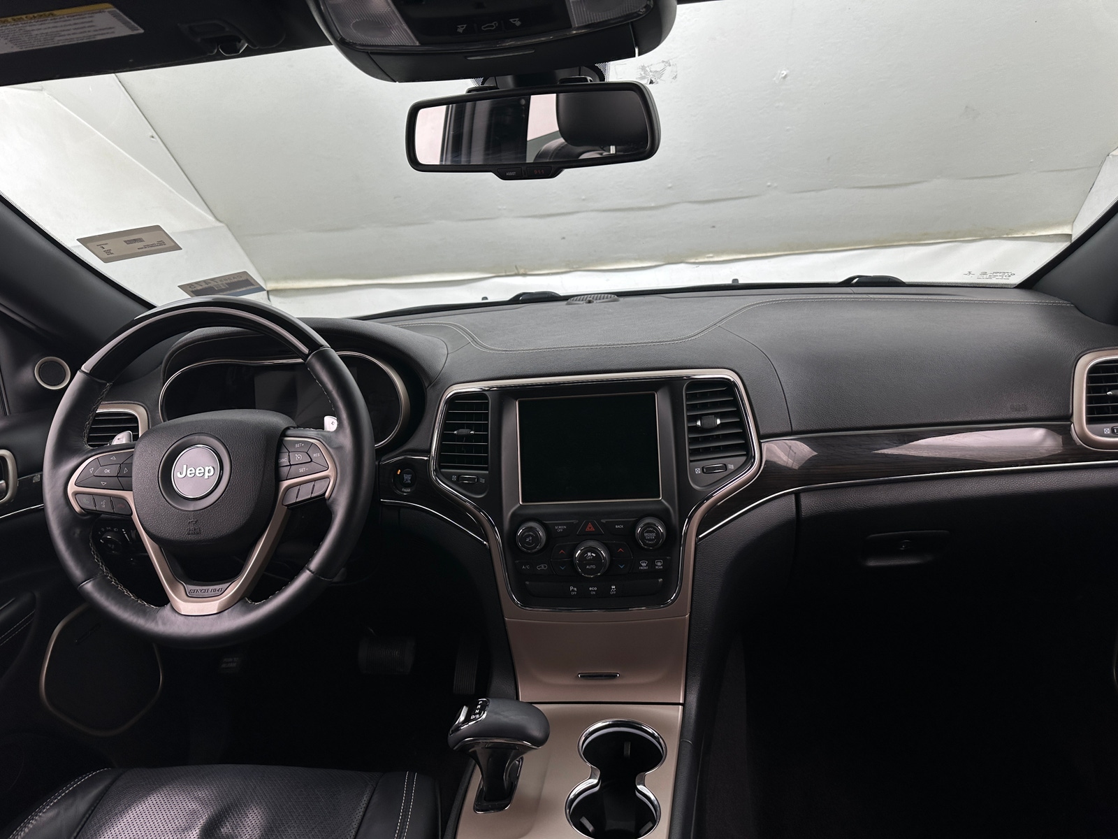 Thumbnail: 2015 Jeep Grand Cherokee - 2