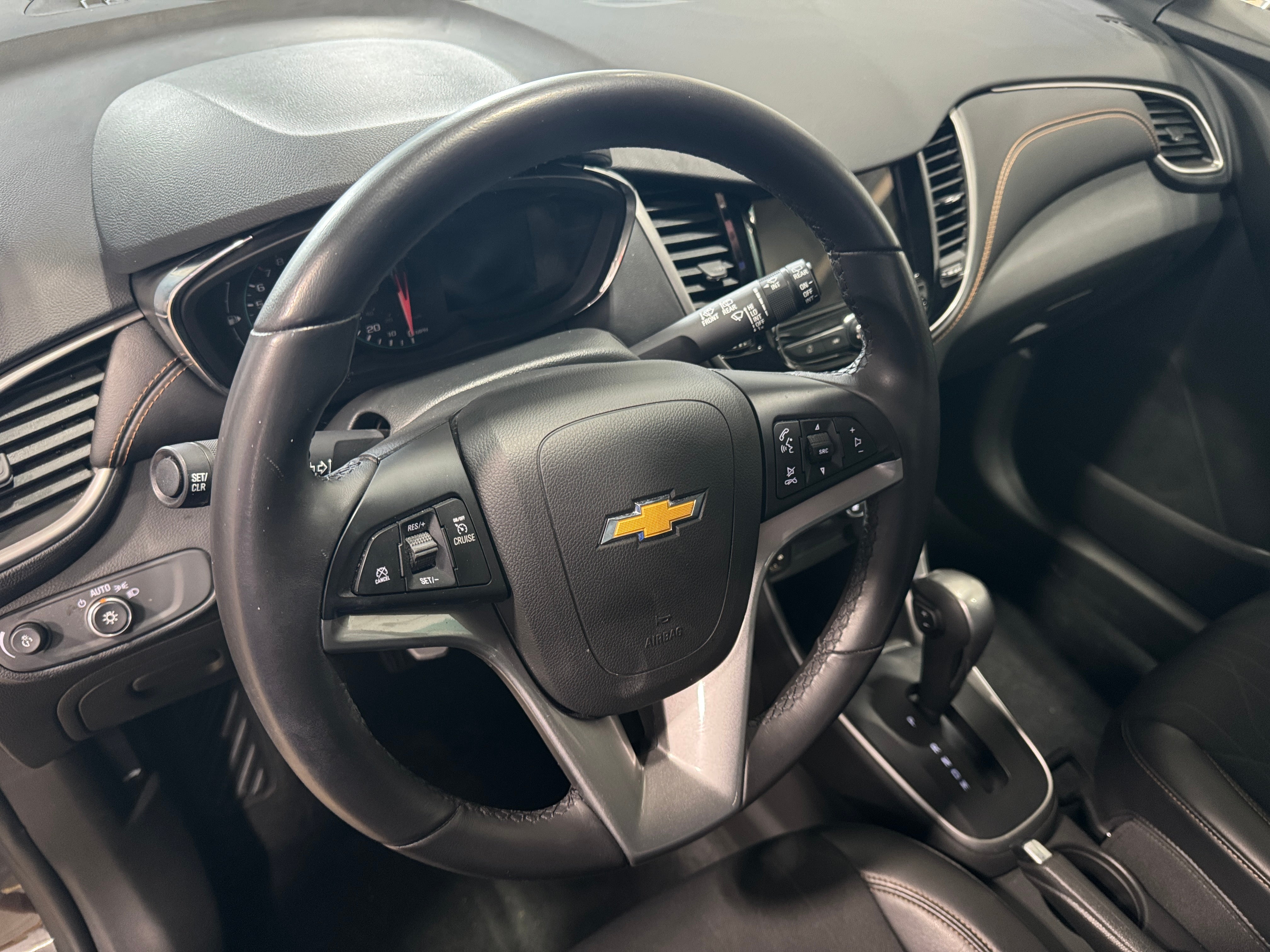 2019 Chevrolet Trax LT 2
