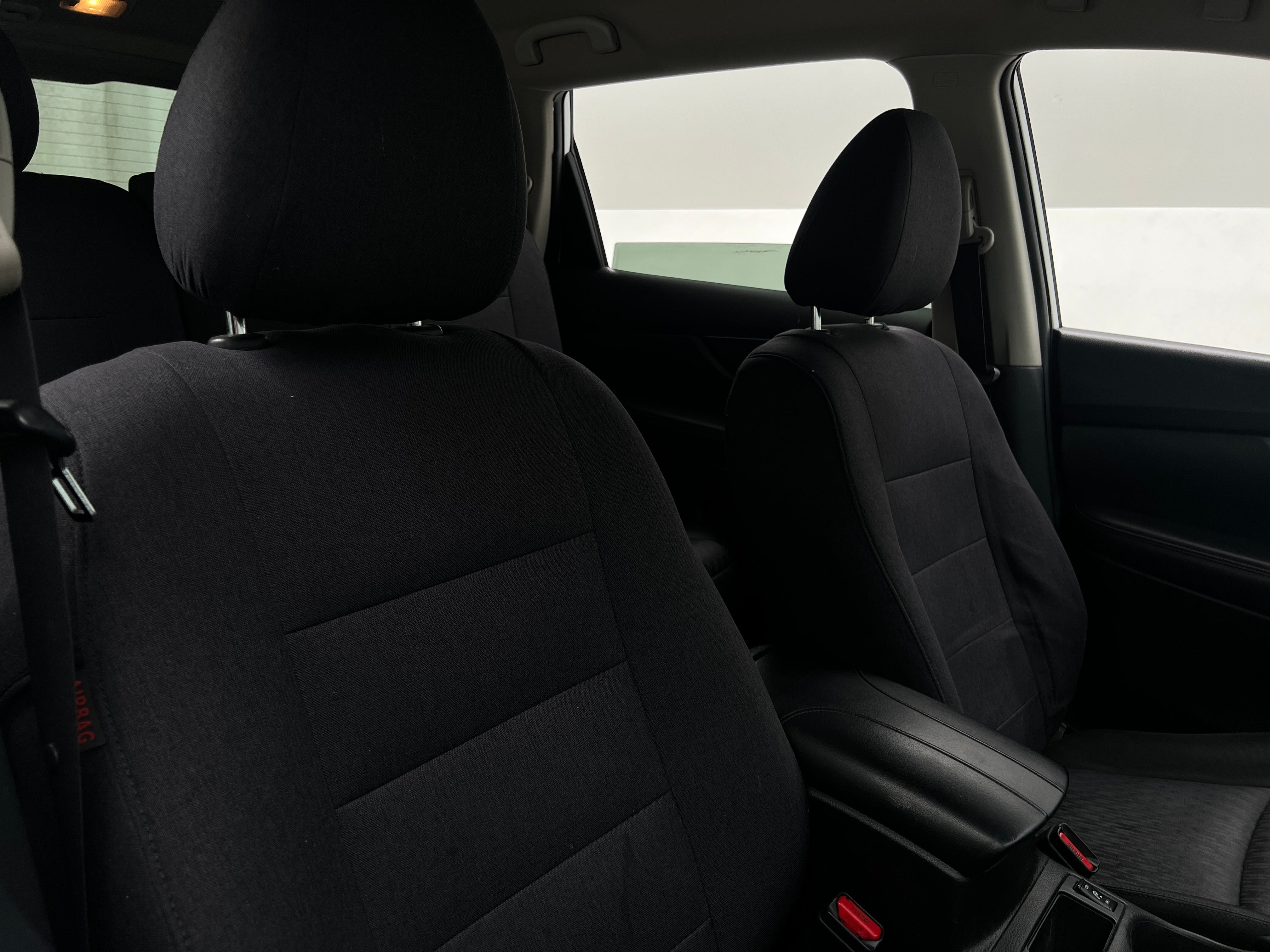 2018 Nissan Rogue SV 2