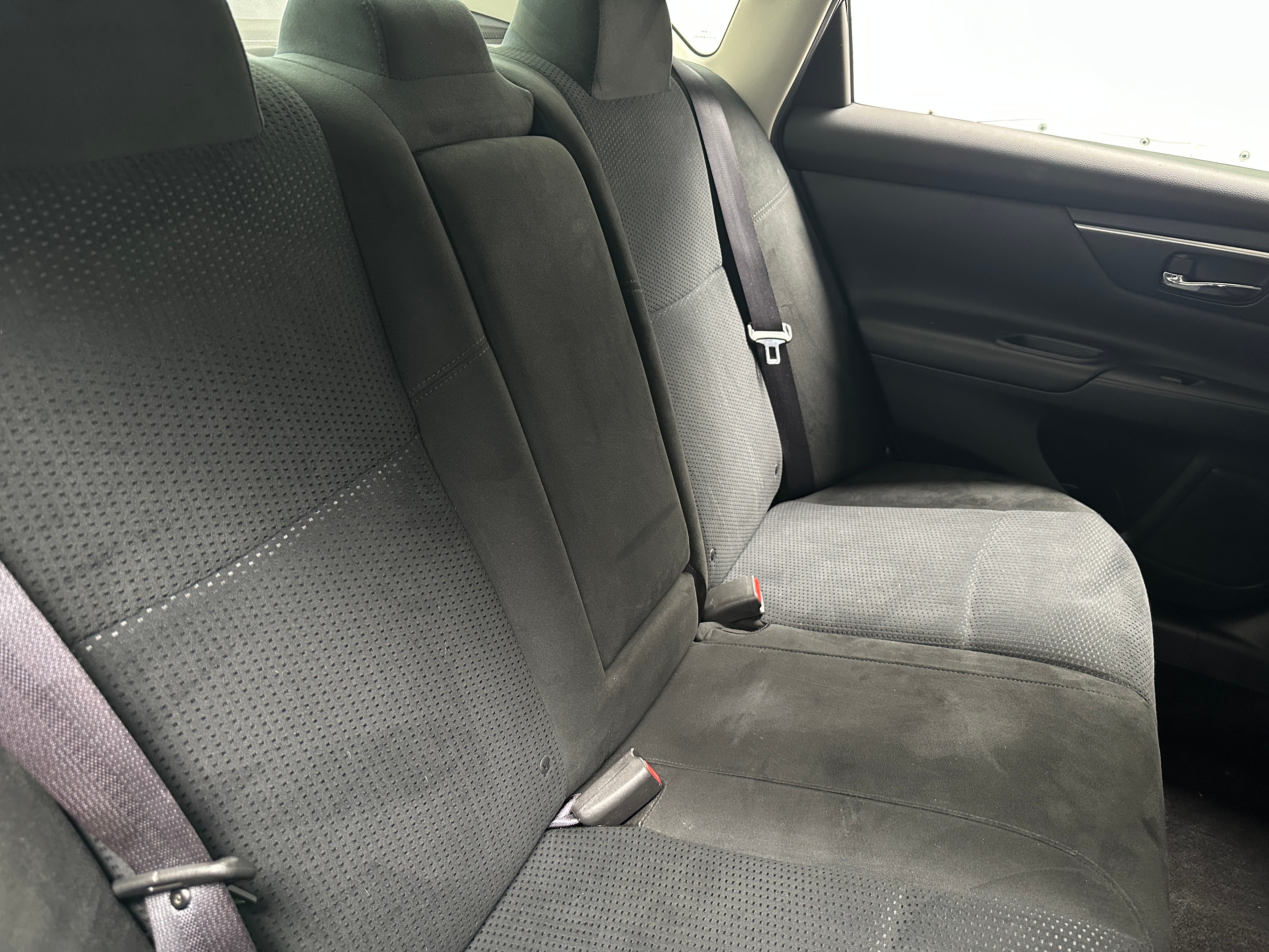 2015 Nissan Altima S 6
