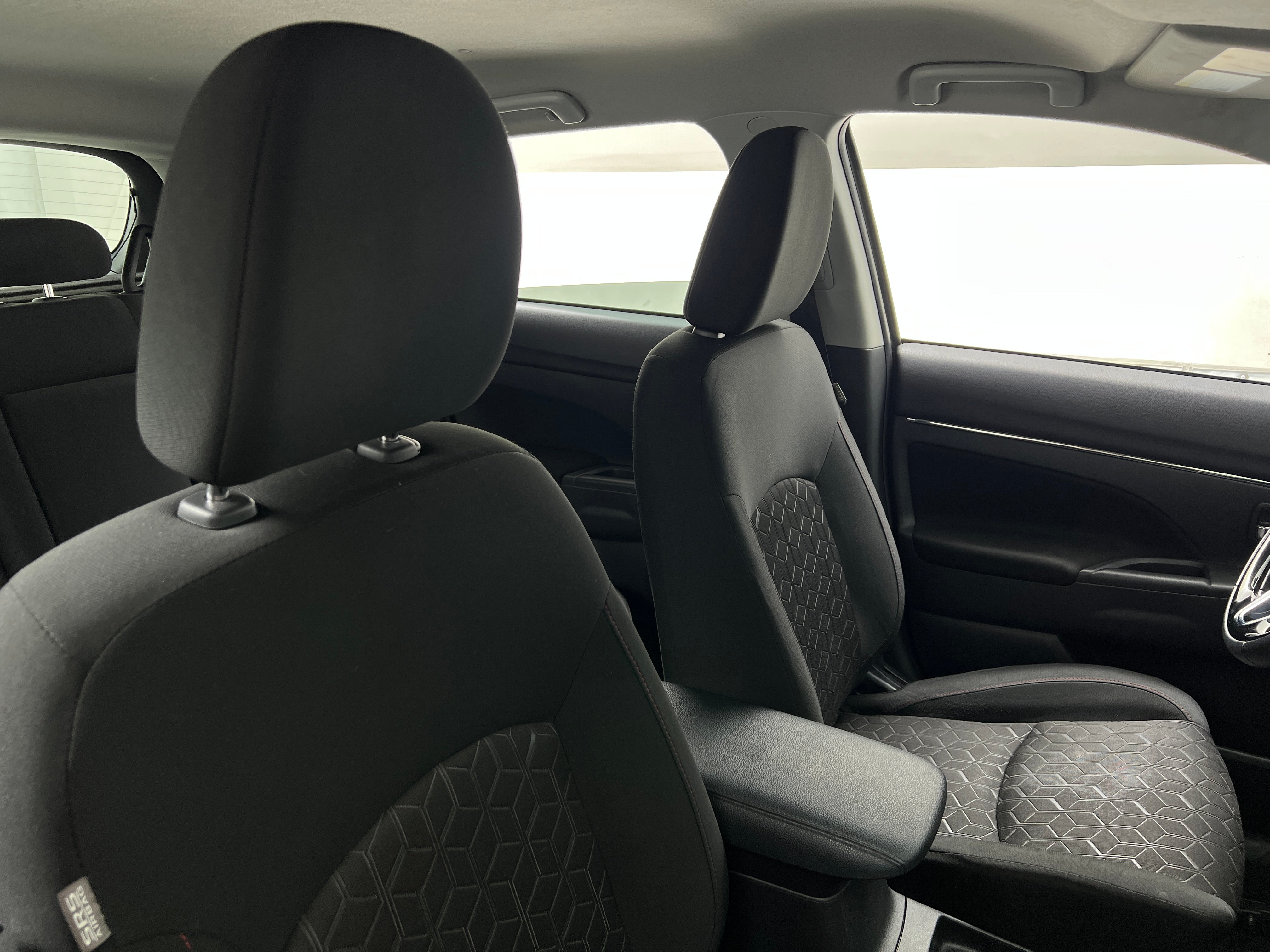 2024 Mitsubishi Outlander Sport LE 2
