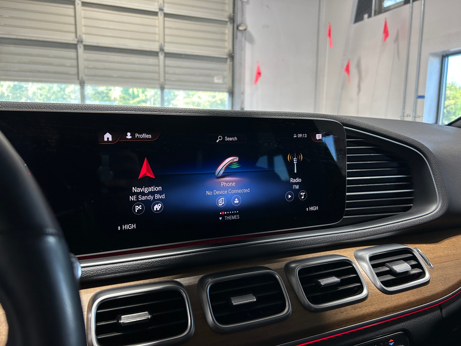 Thumbnail: 2021 Mercedes-Benz GLE - 3