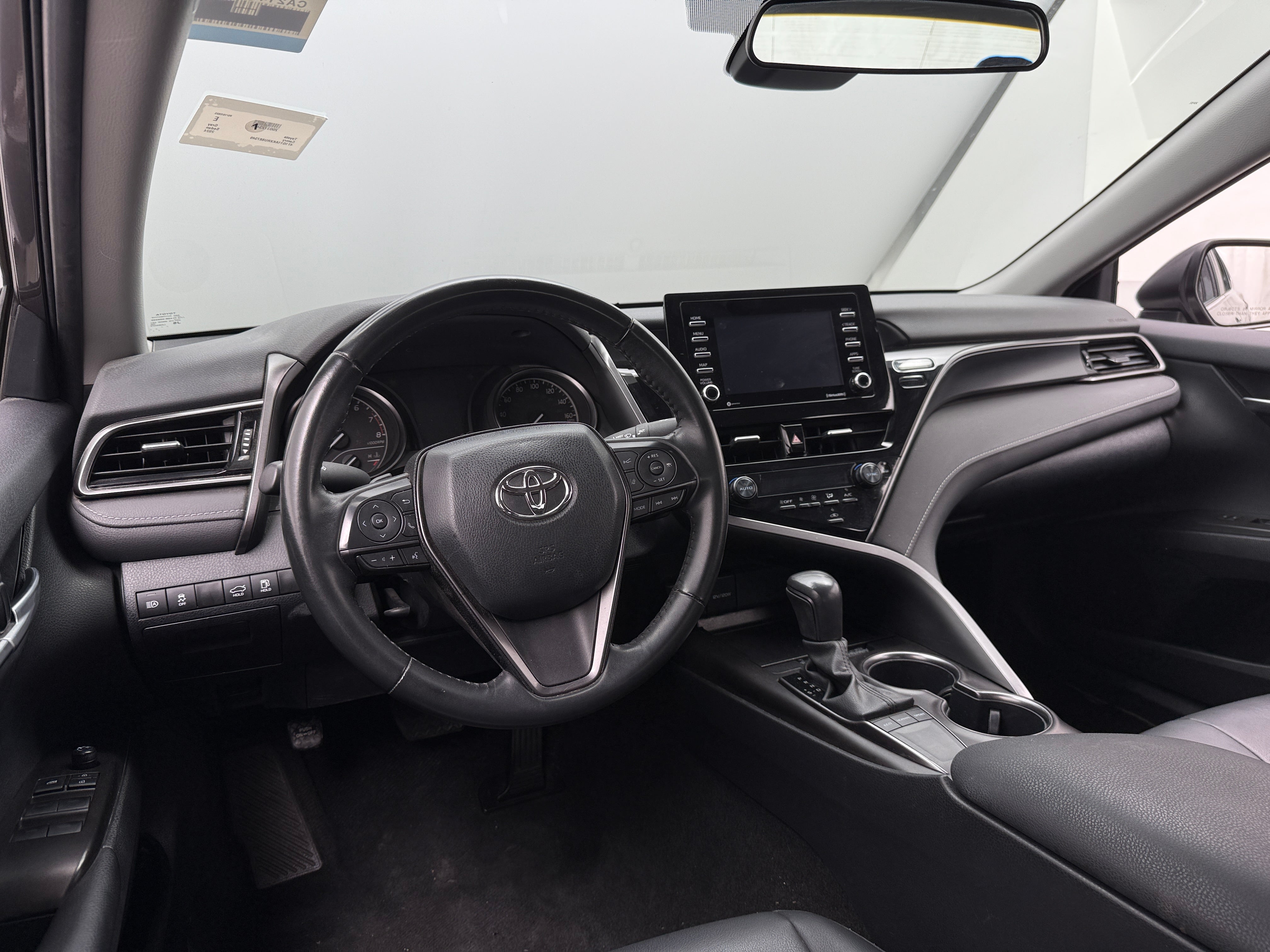 2024 Toyota Camry SE 2