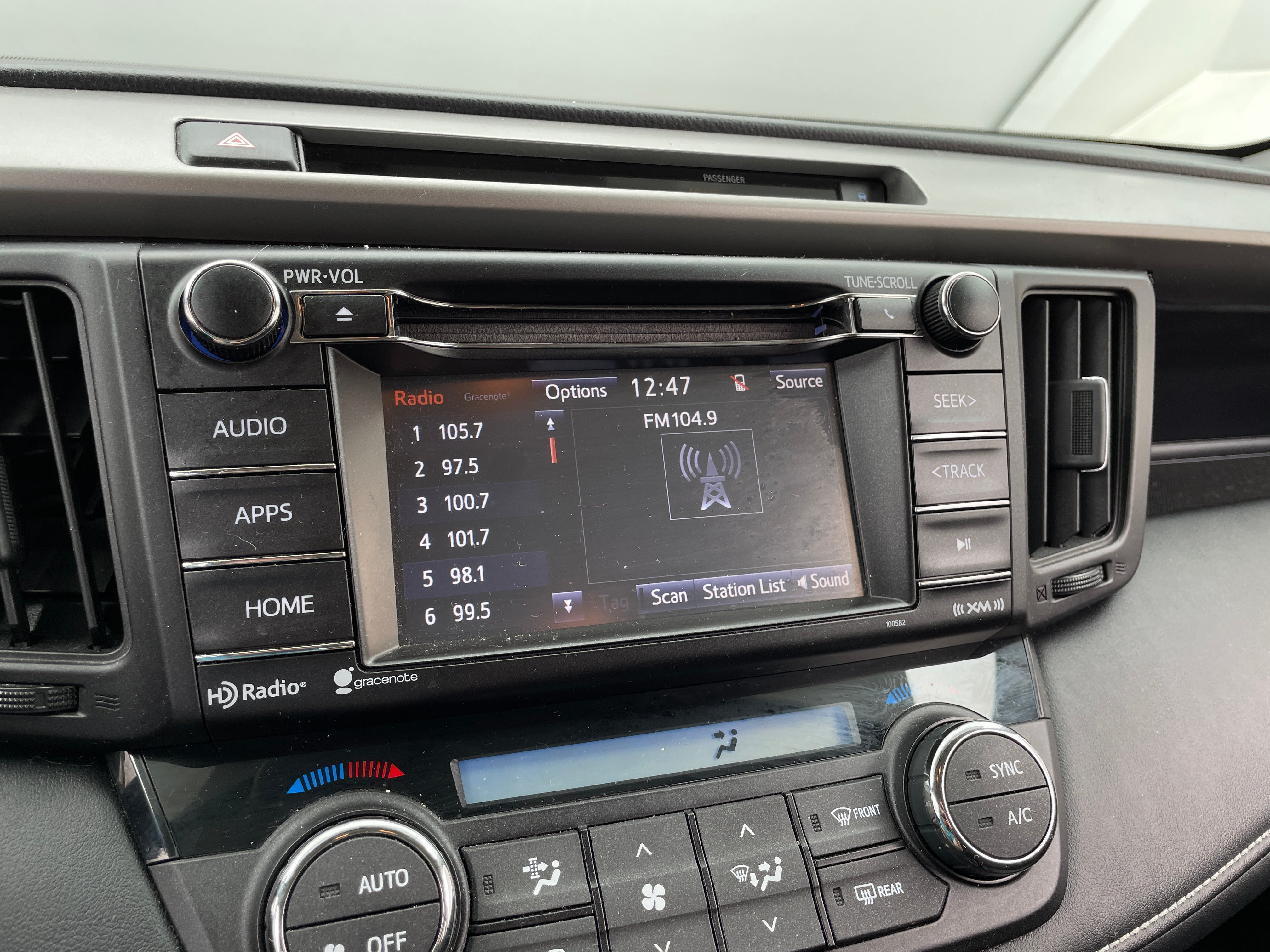 2016 Toyota RAV4 XLE 4