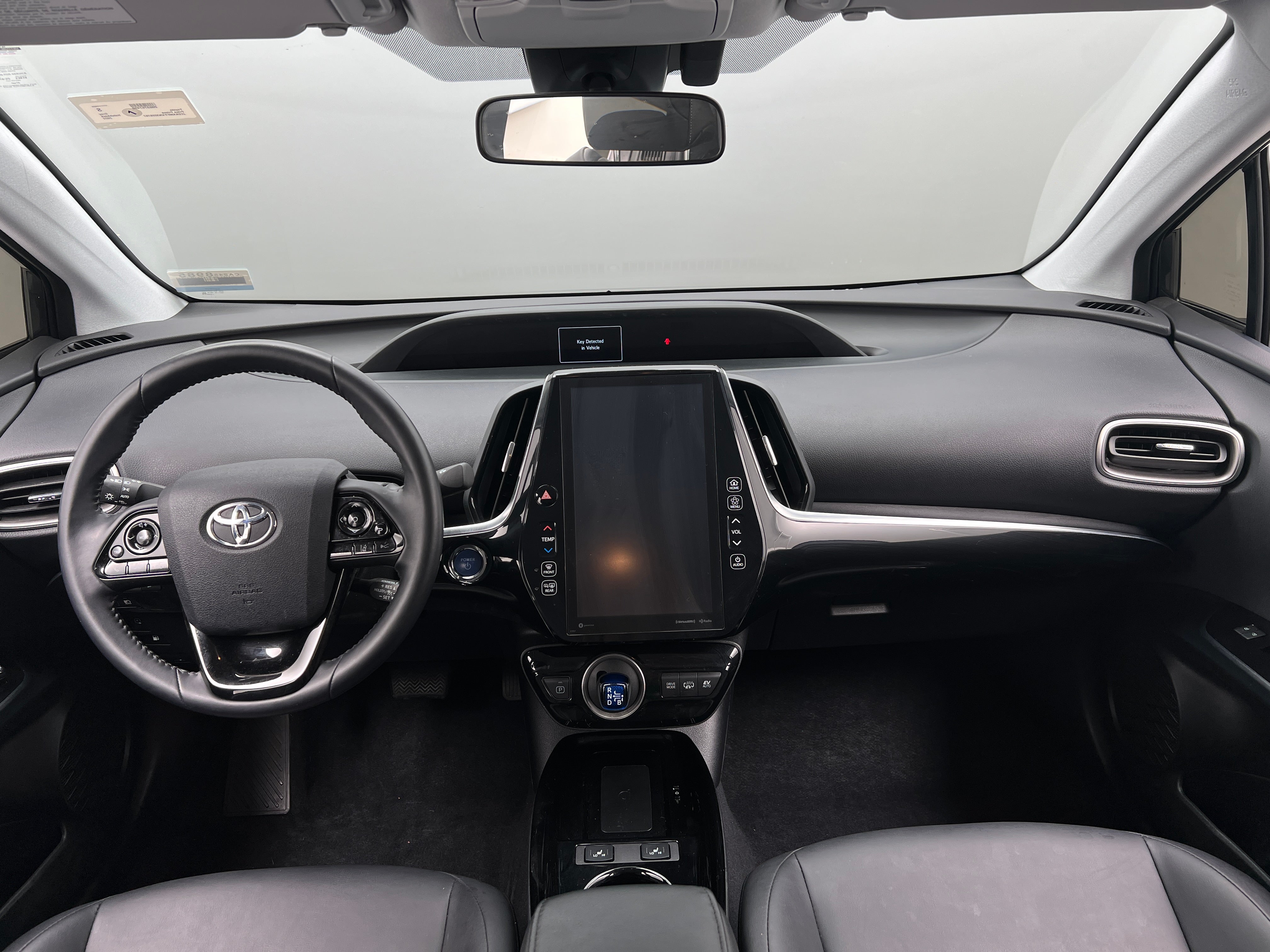 2022 Toyota Prius Prime XLE 2