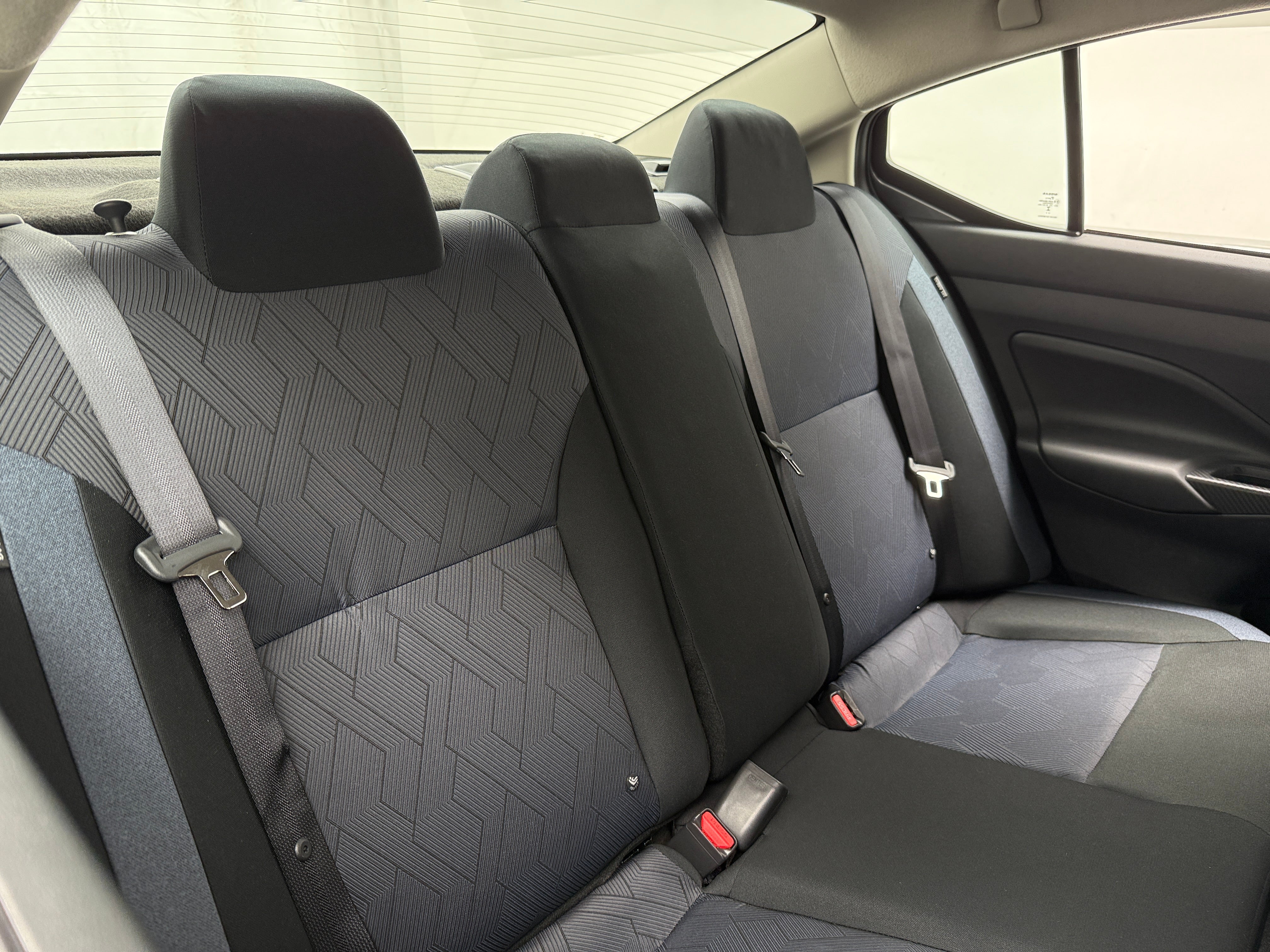 2024 Nissan Versa SV 6