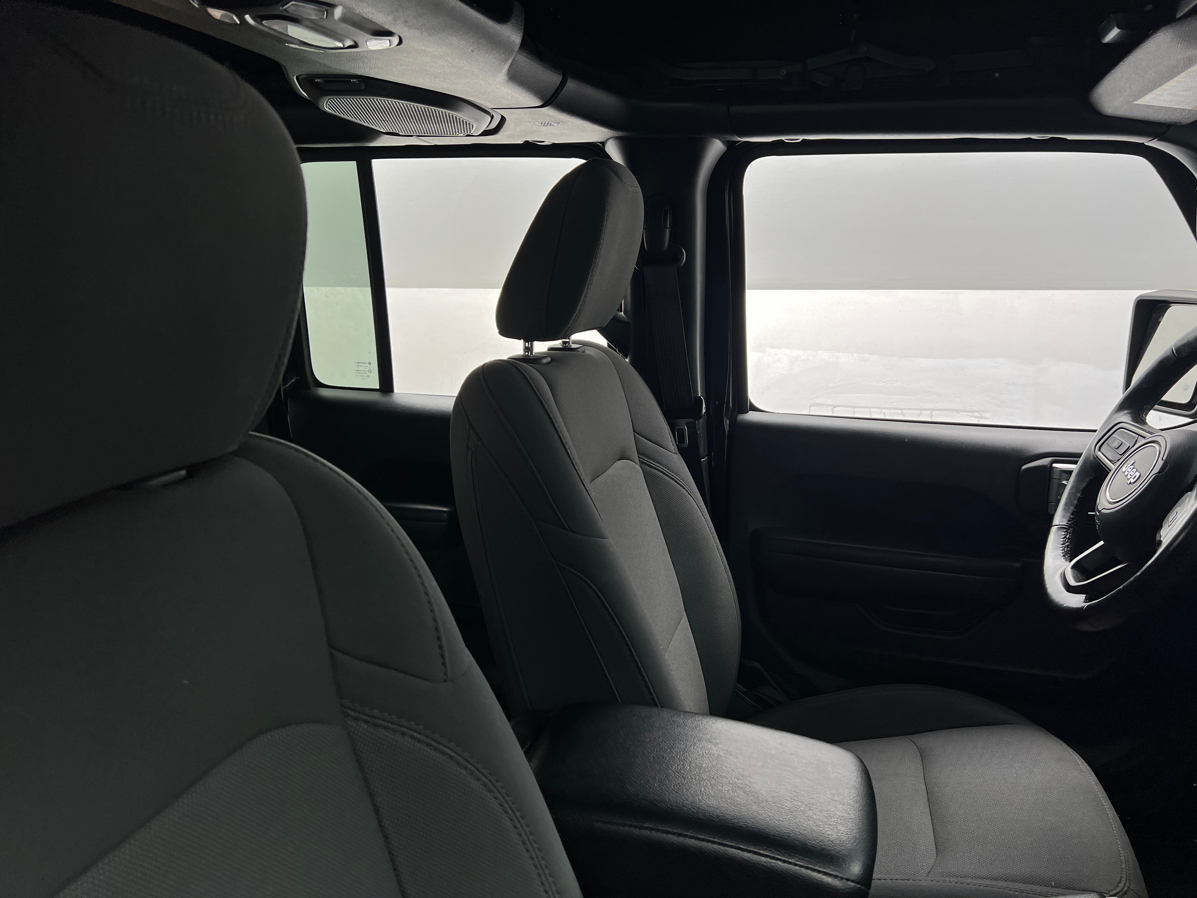 2018 Jeep Wrangler Unlimited Sport S 2