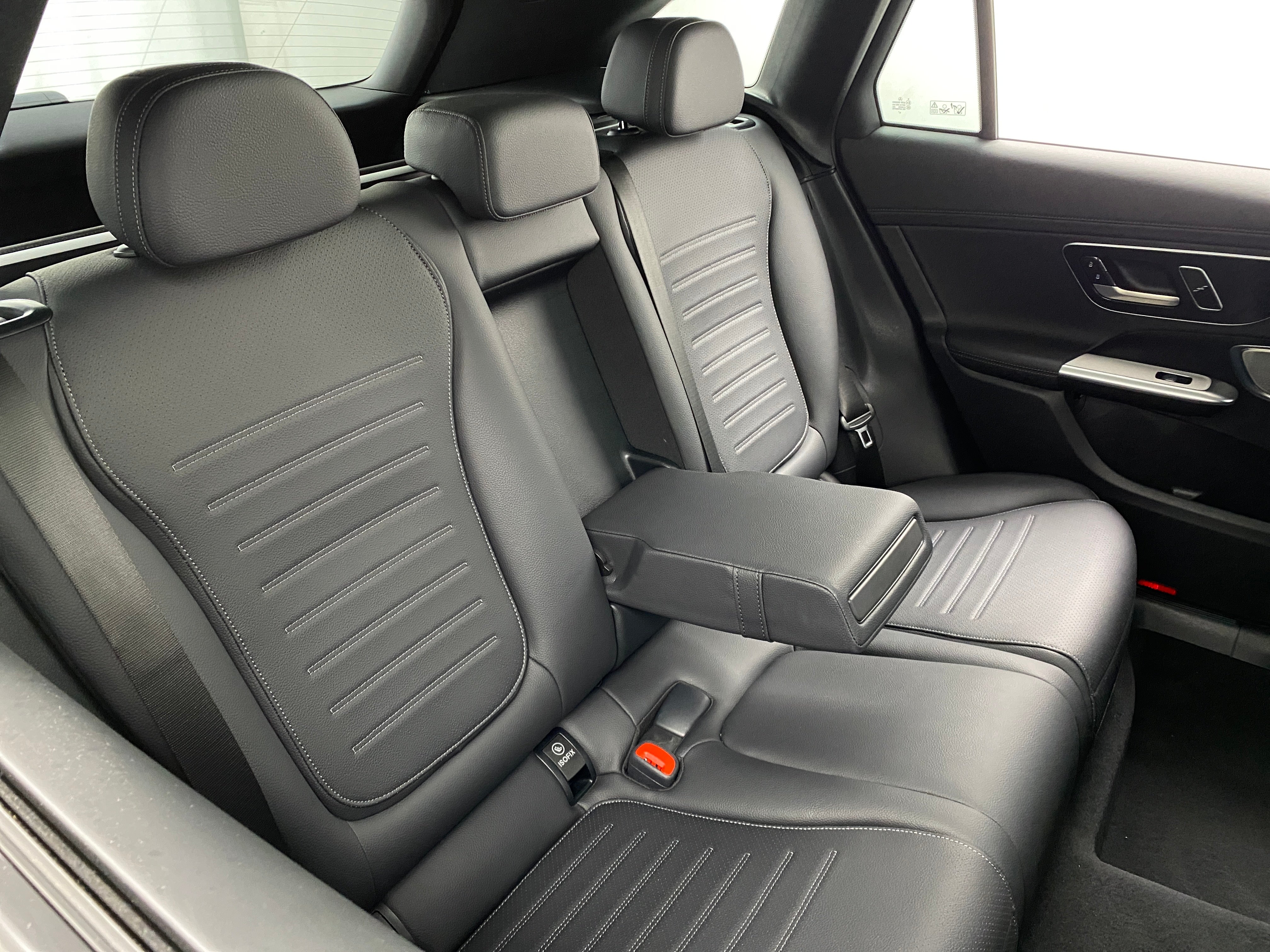 2023 Mercedes-Benz GLC 300 5