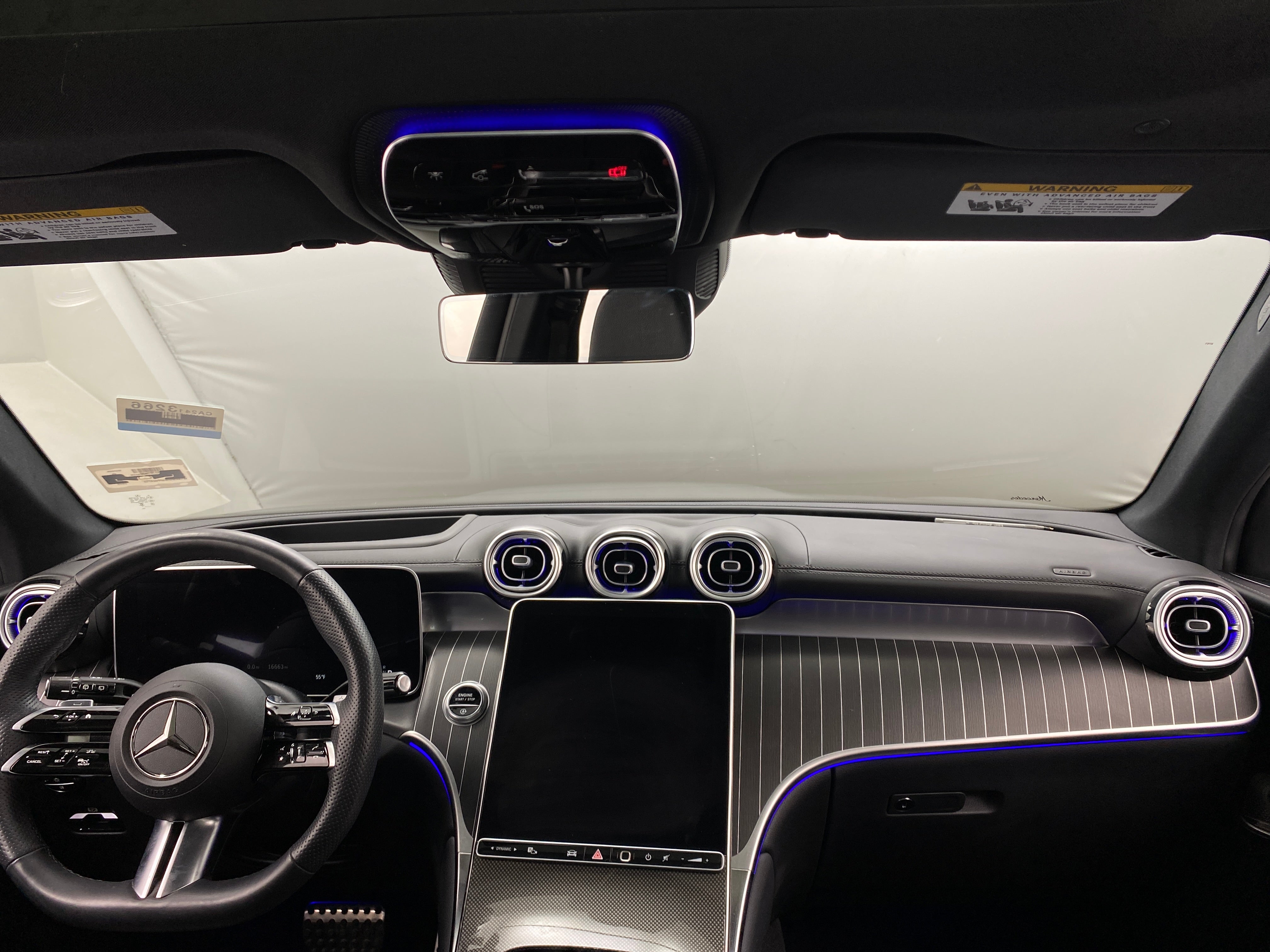 2023 Mercedes-Benz GLC 300 2