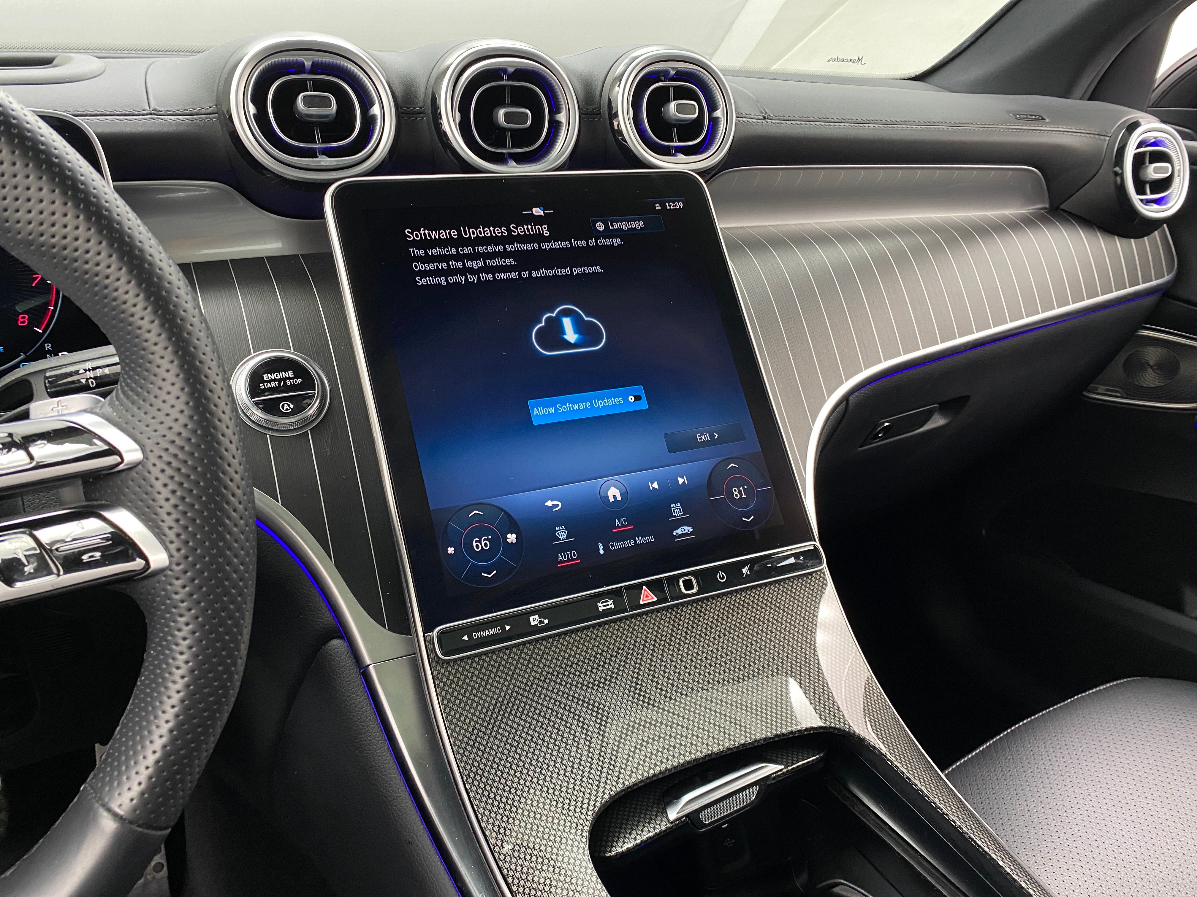 2023 Mercedes-Benz GLC 300 3