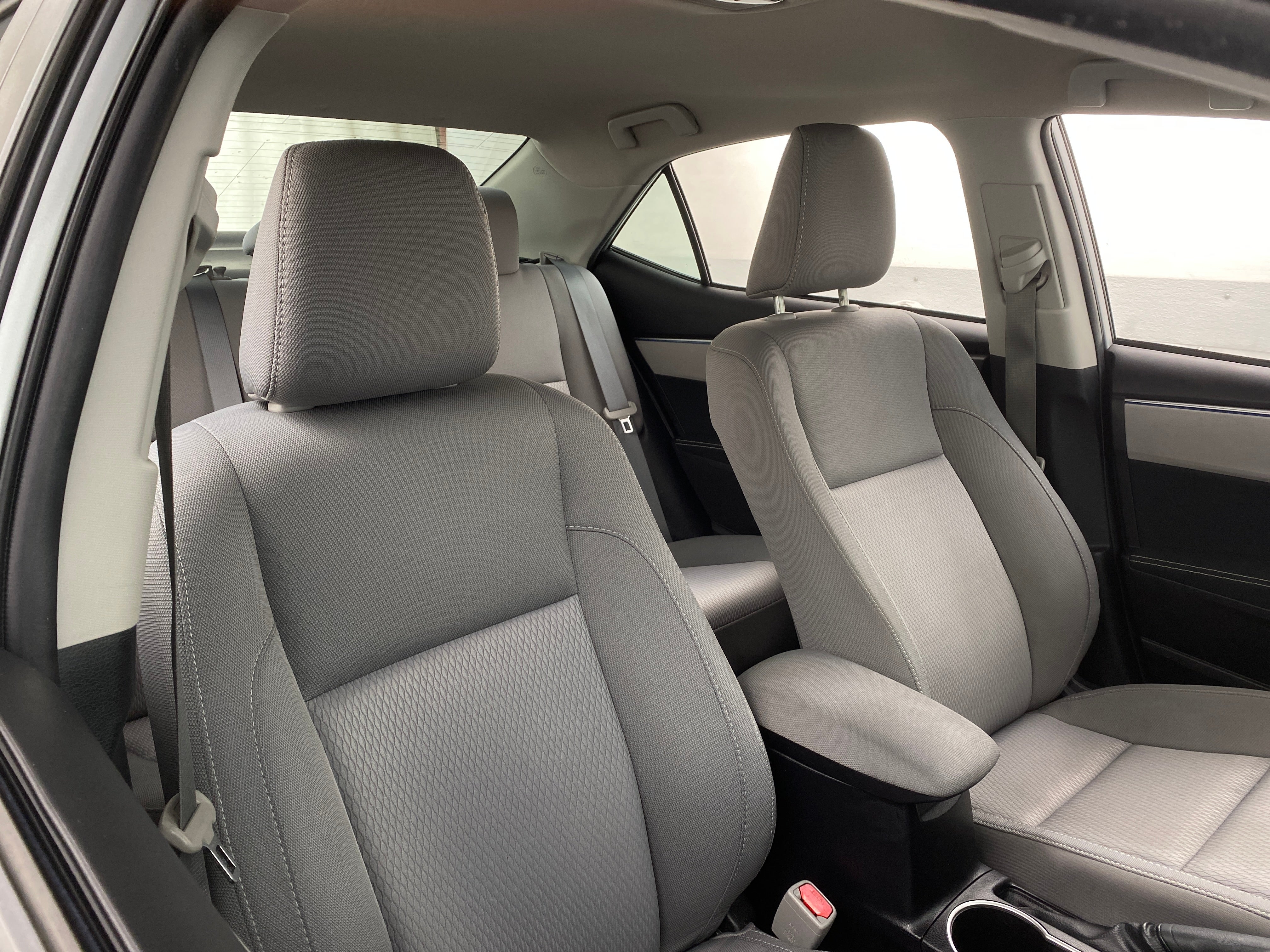 2014 Toyota Corolla LE 2