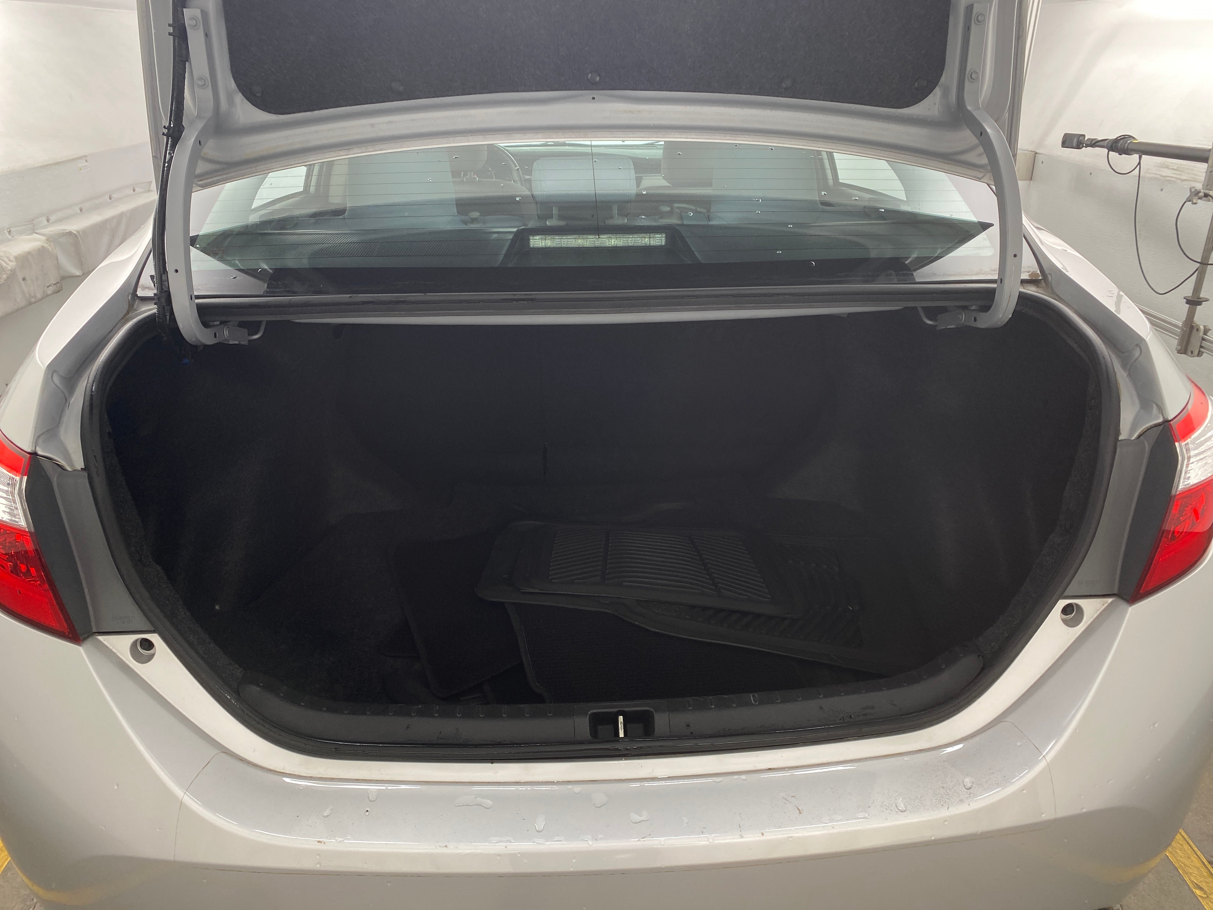 2014 Toyota Corolla LE 7