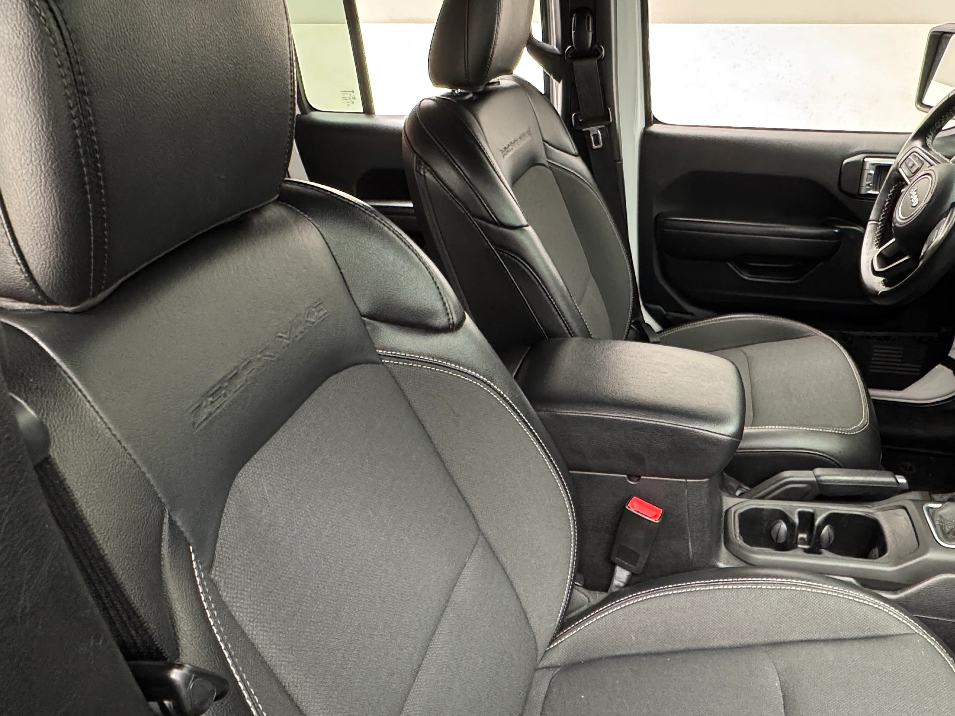 2020 Jeep Wrangler Unlimited Freedom Edition 2