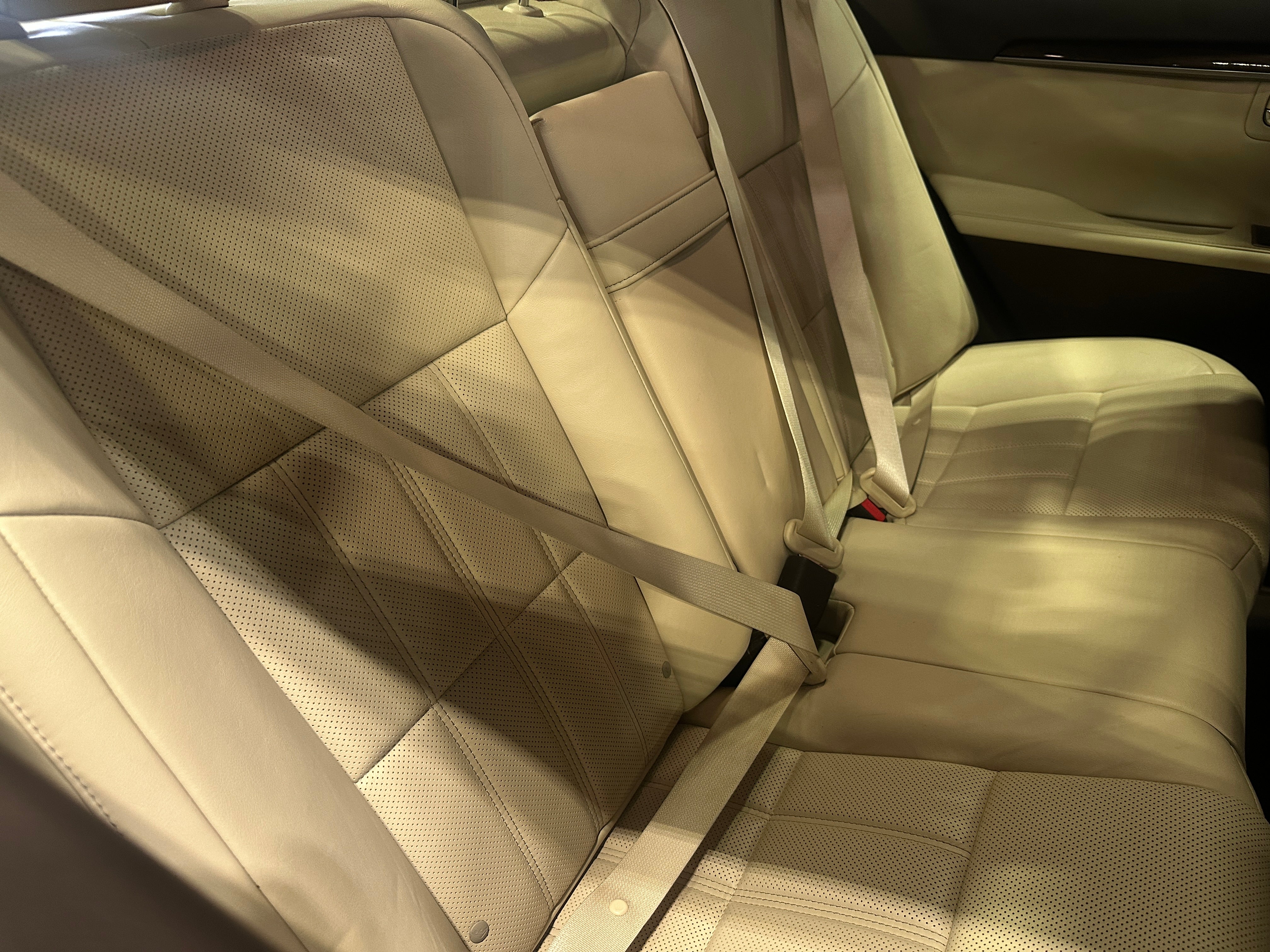 2016 Lexus ES 350 5