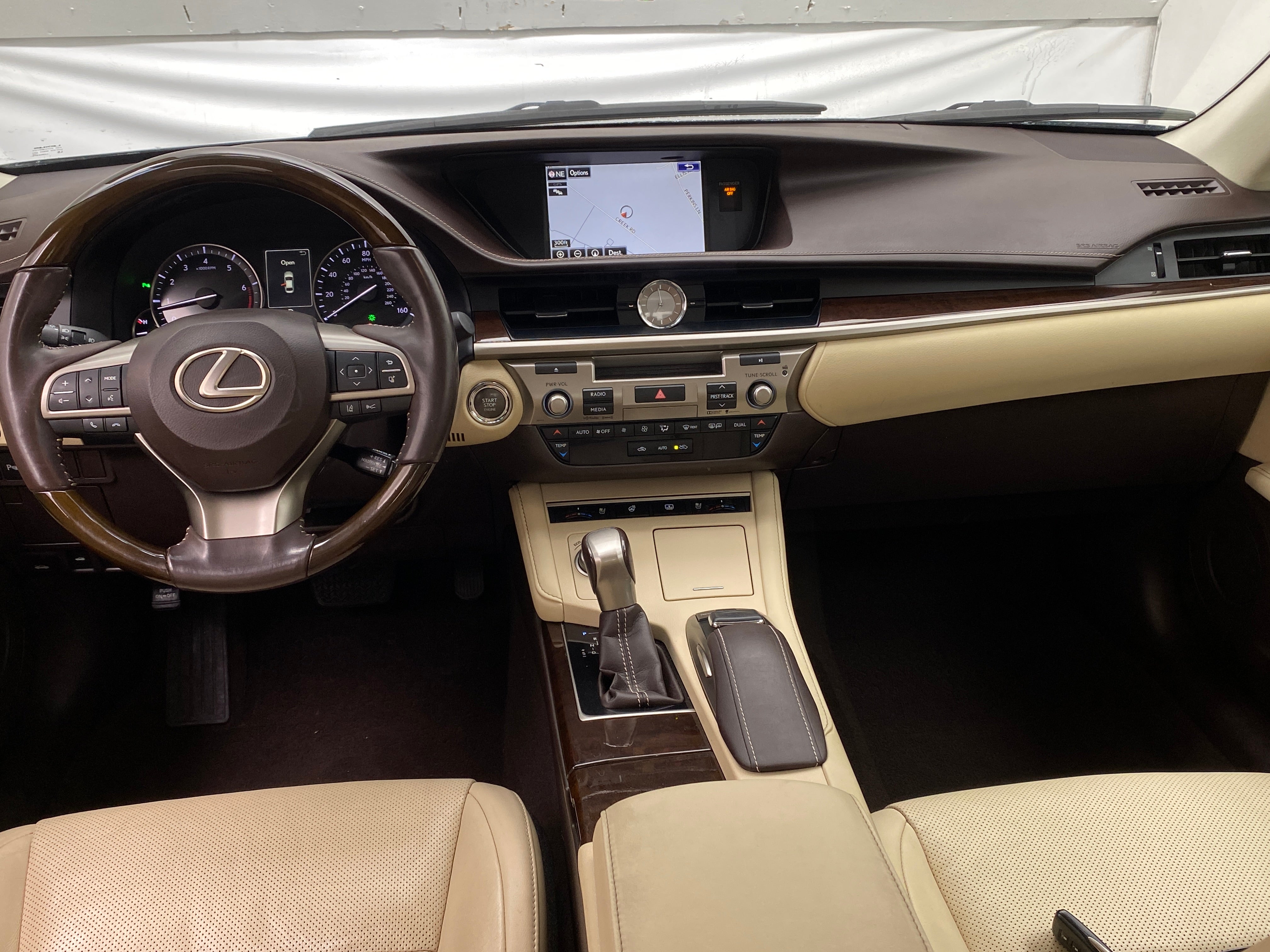 2016 Lexus ES 350 2