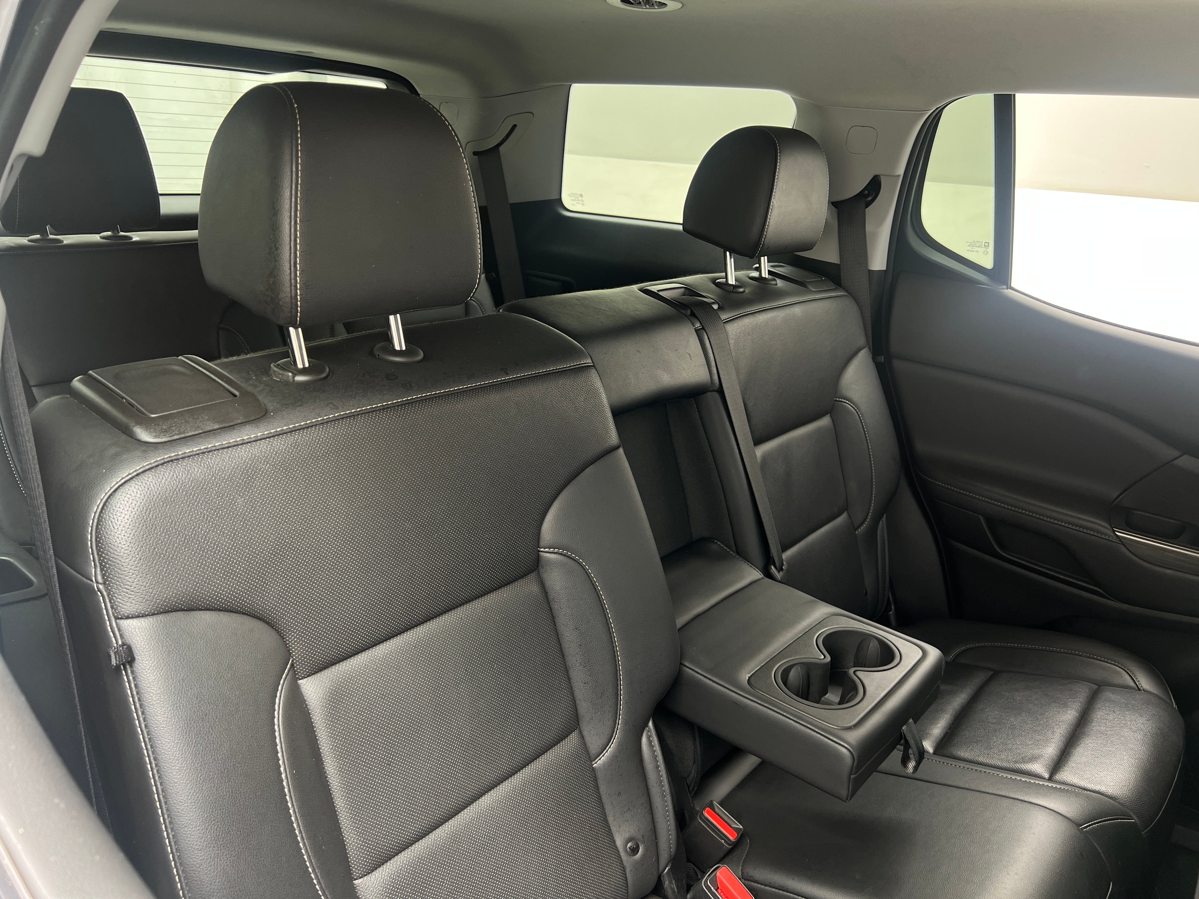 2023 GMC Acadia SLT 6
