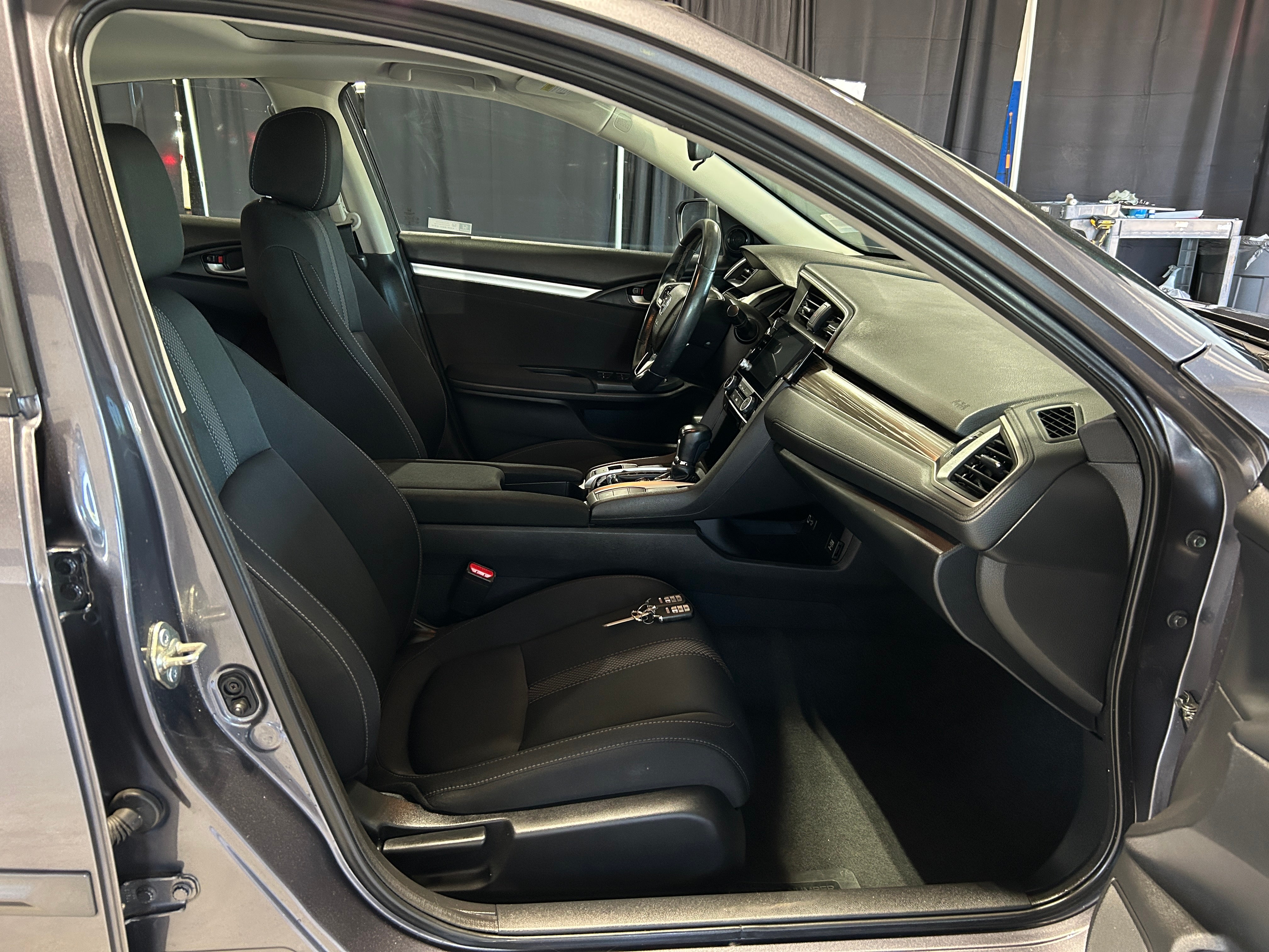 2019 Honda Civic EX 2