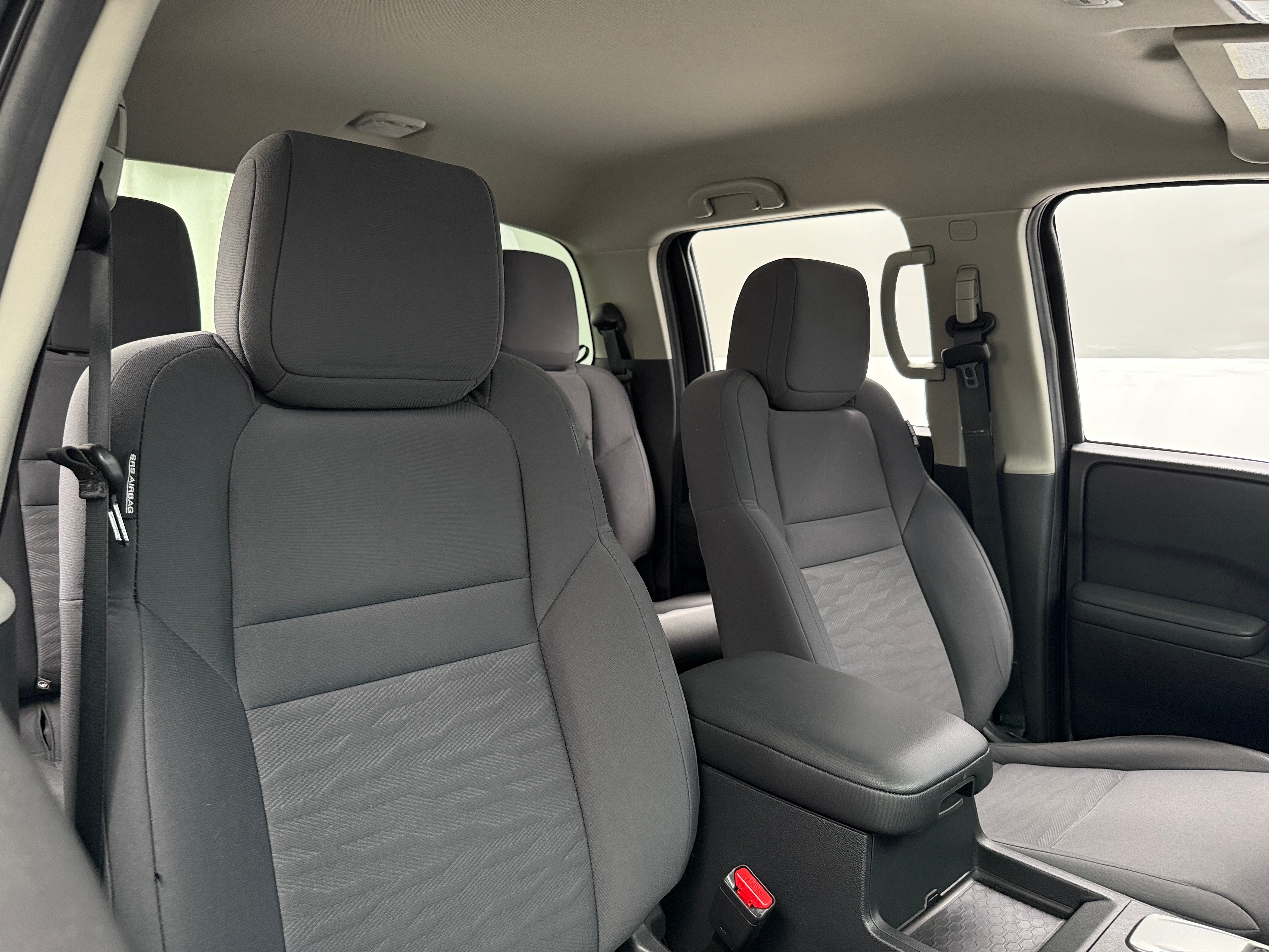2022 Nissan Frontier S/C 2