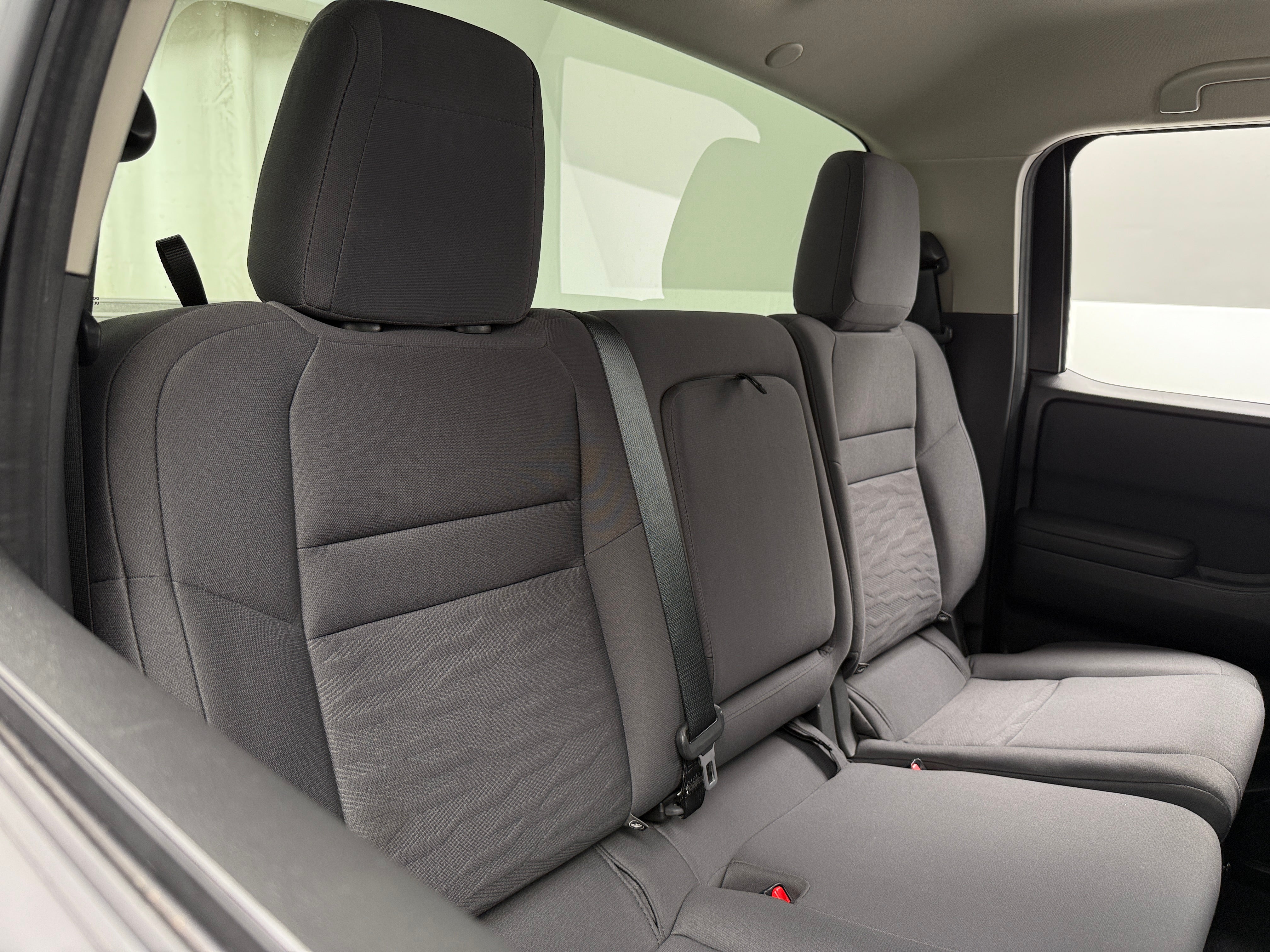 2022 Nissan Frontier S/C 6
