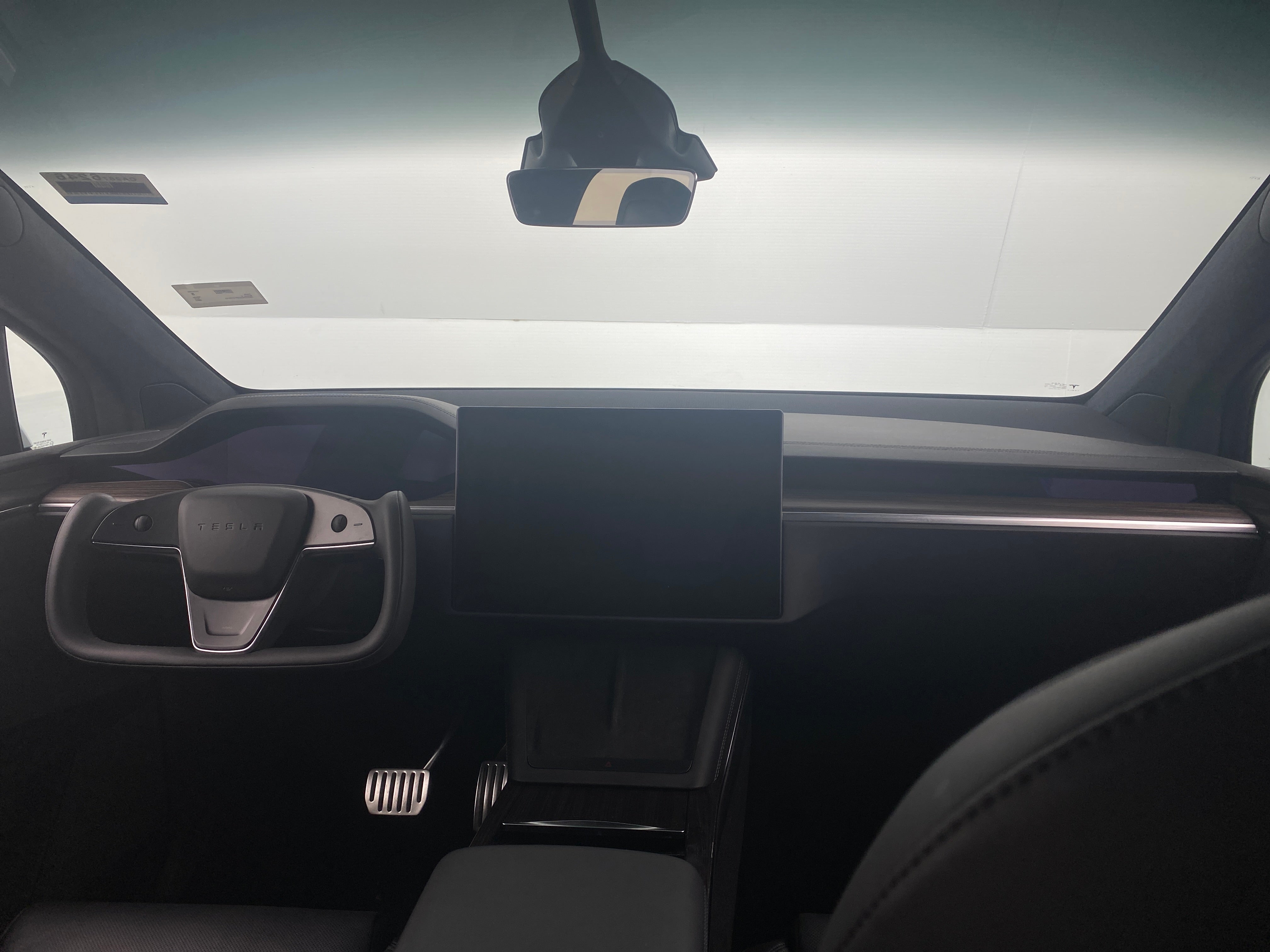 2023 Tesla Model X Standard Range 2