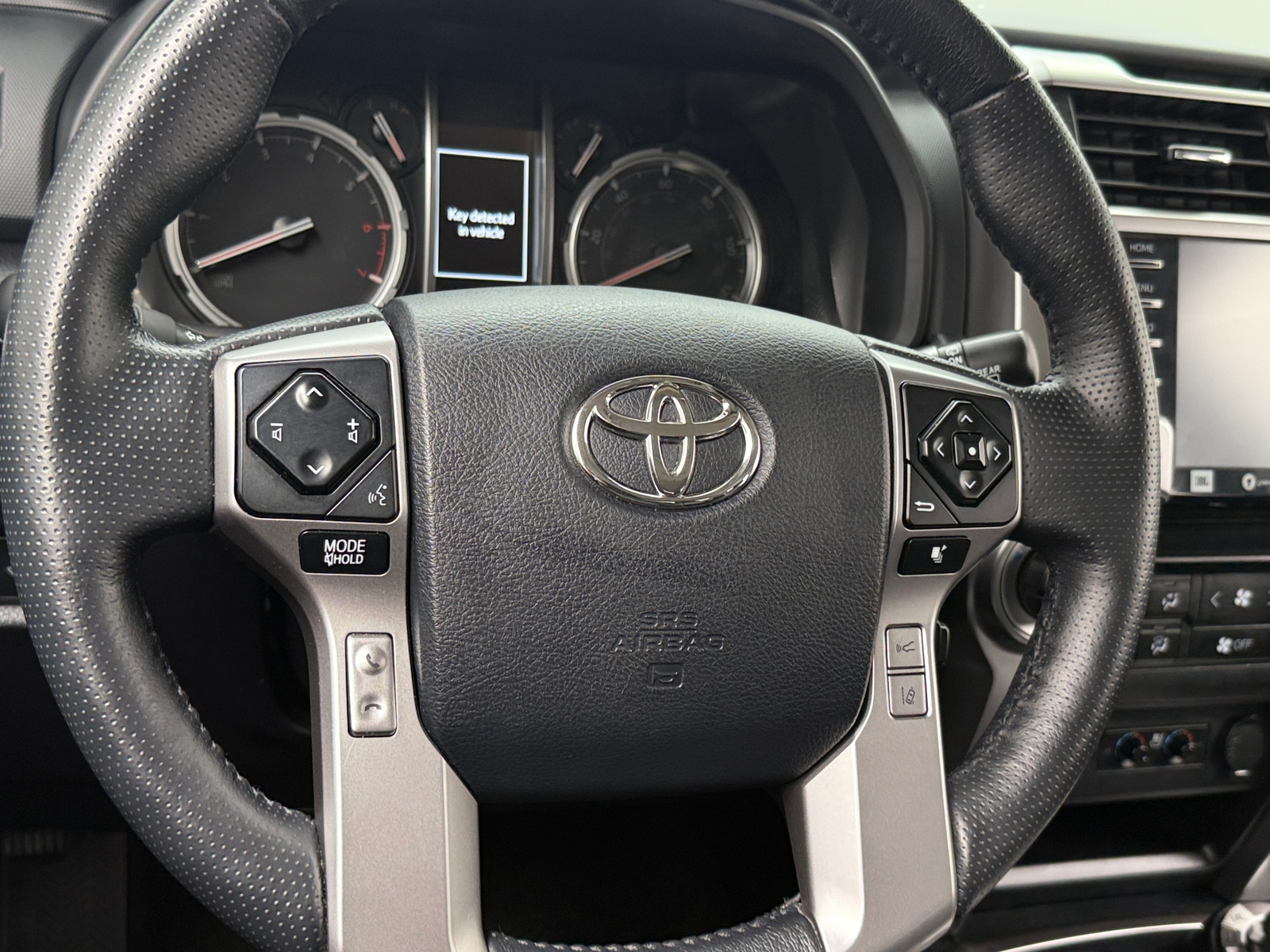 Thumbnail: 2023 Toyota 4Runner - 4