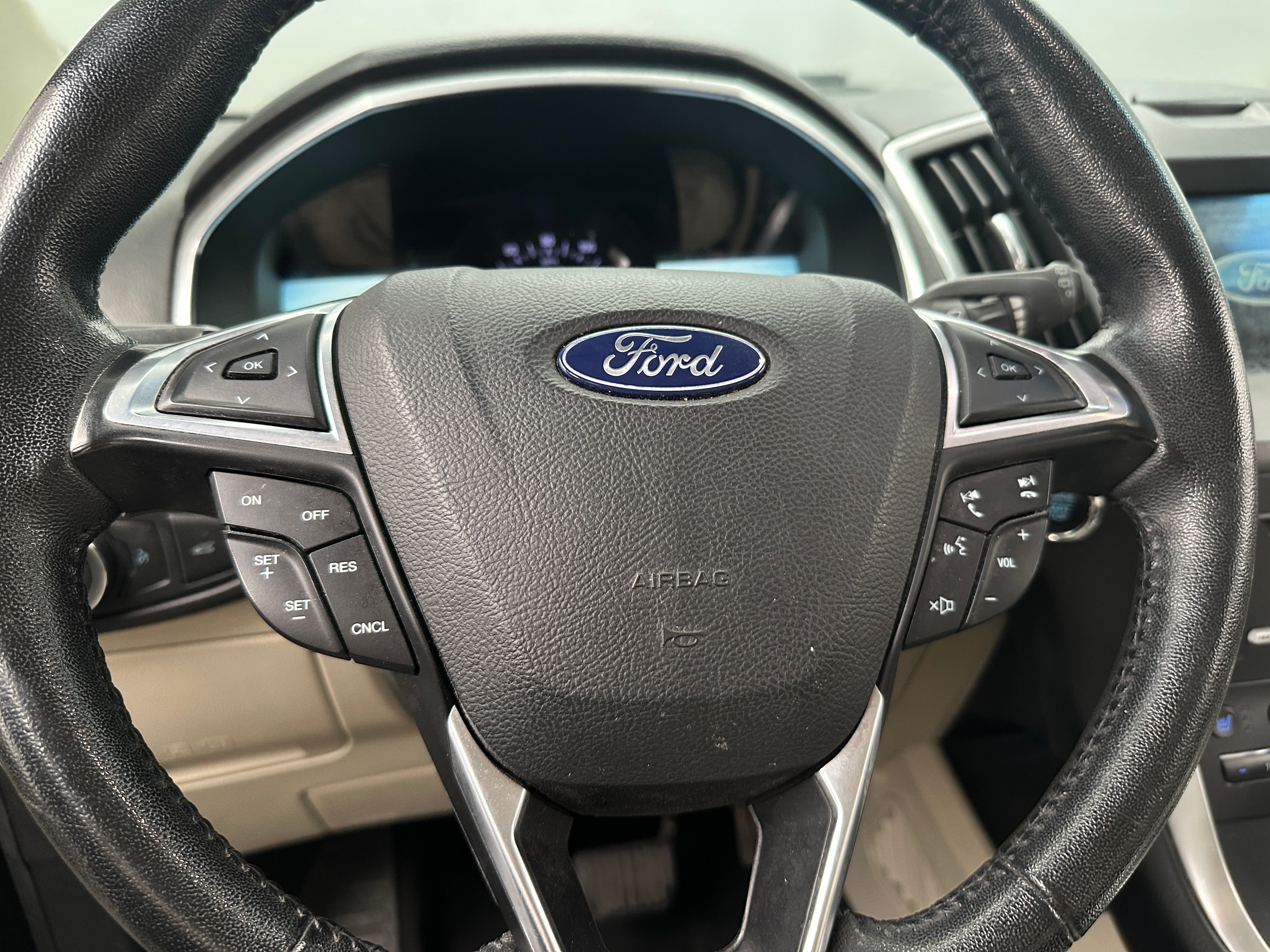 2018 Ford Edge Titanium 4