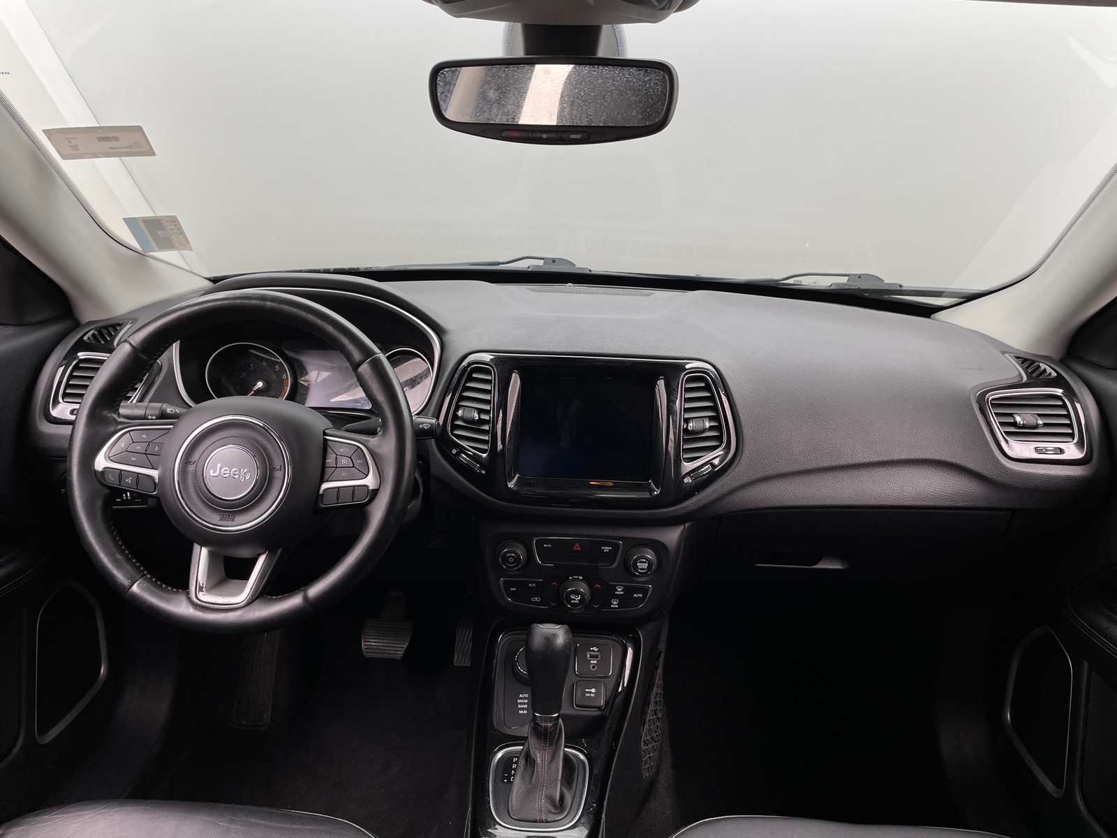 Thumbnail: 2018 Jeep Compass - 3