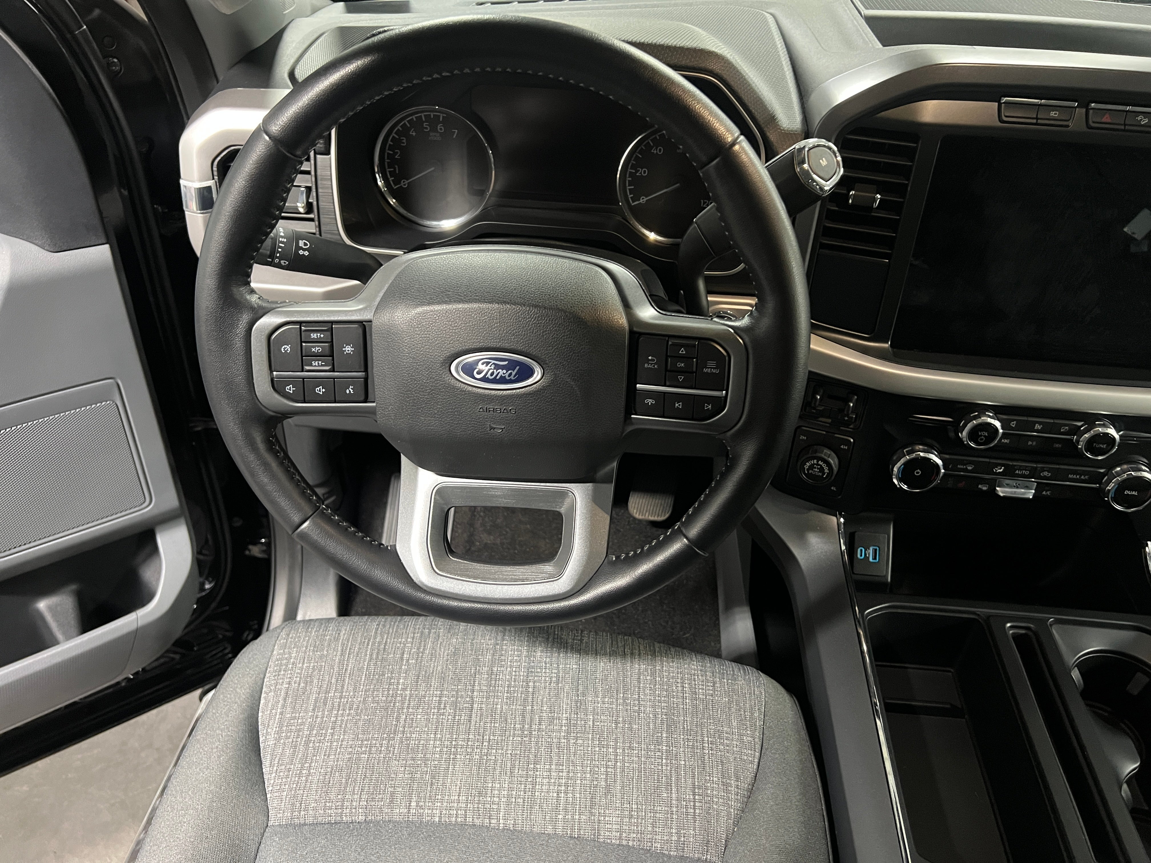 2022 Ford Econoline E-150 5