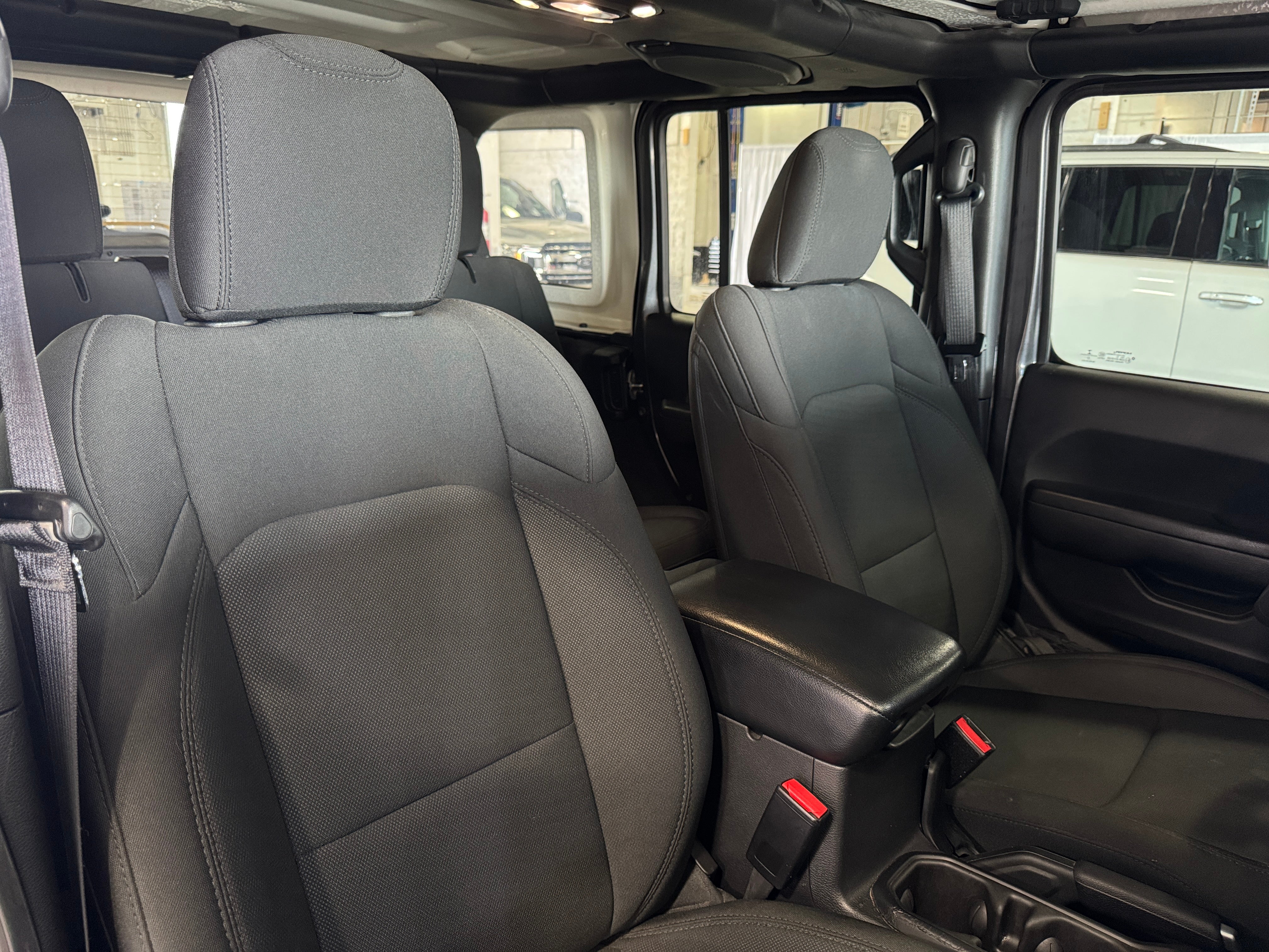 2023 Jeep Wrangler Unlimited Sport S 2