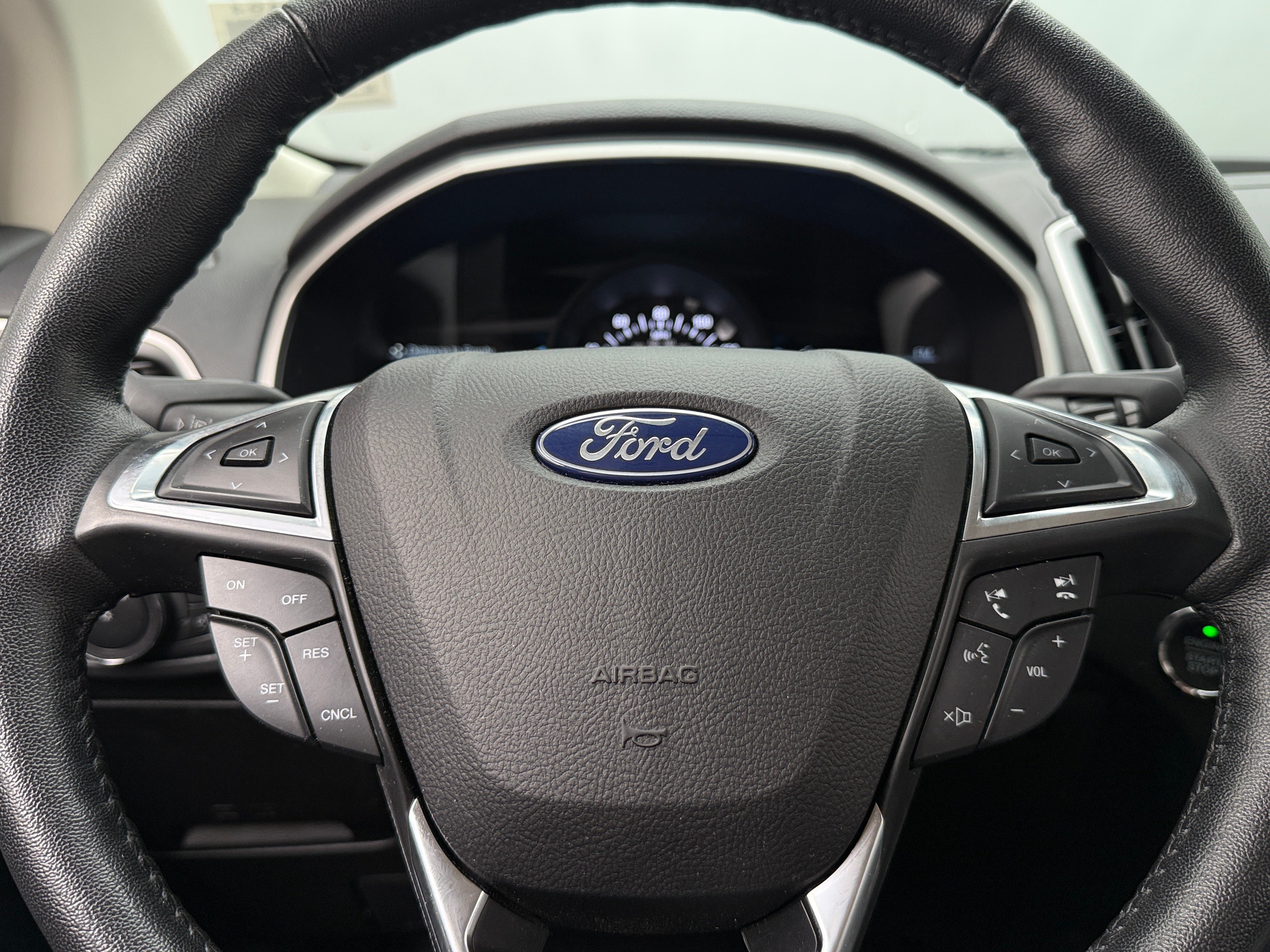 2021 Ford Edge SEL 4