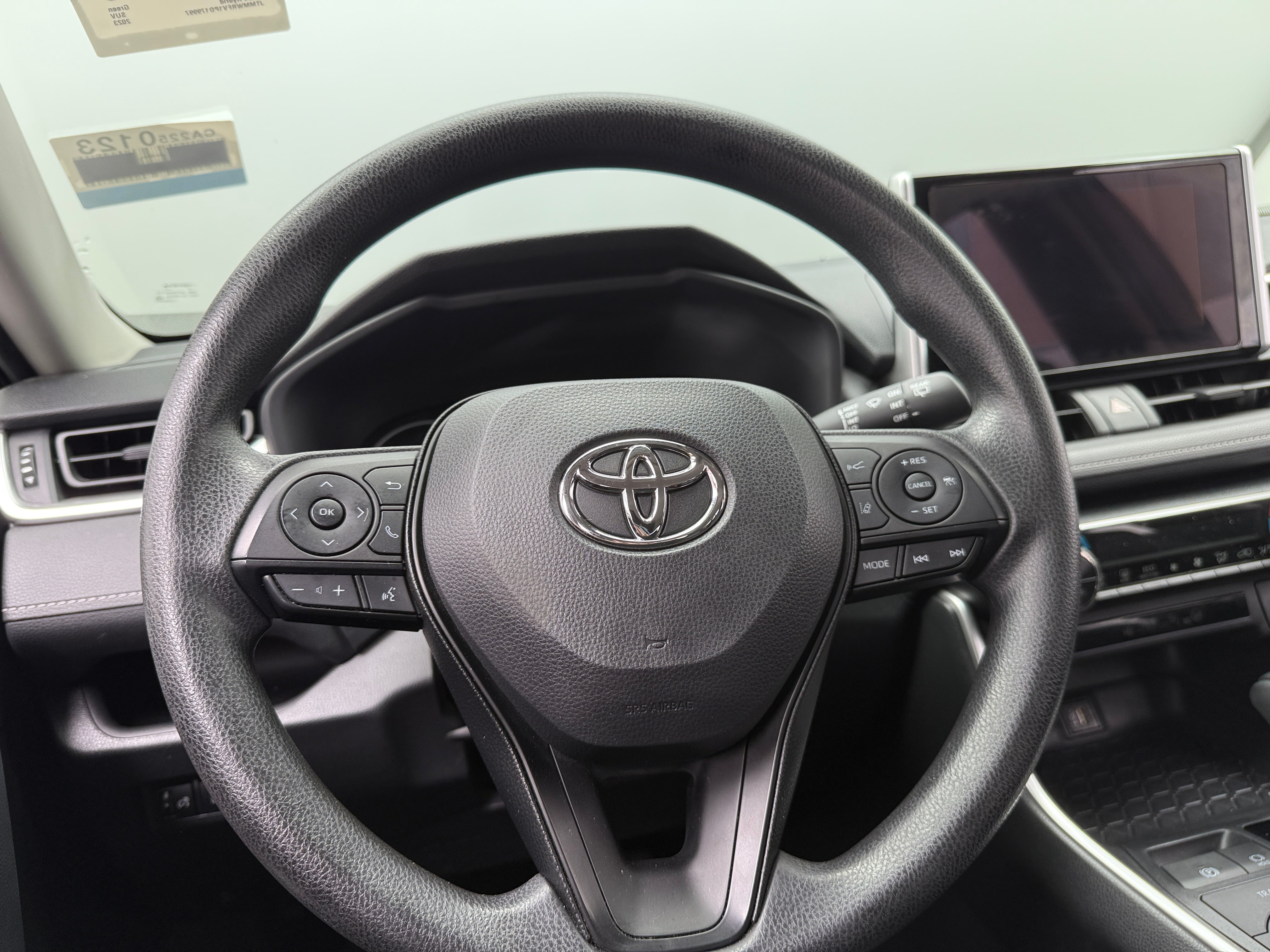 2023 Toyota RAV4 LE 5