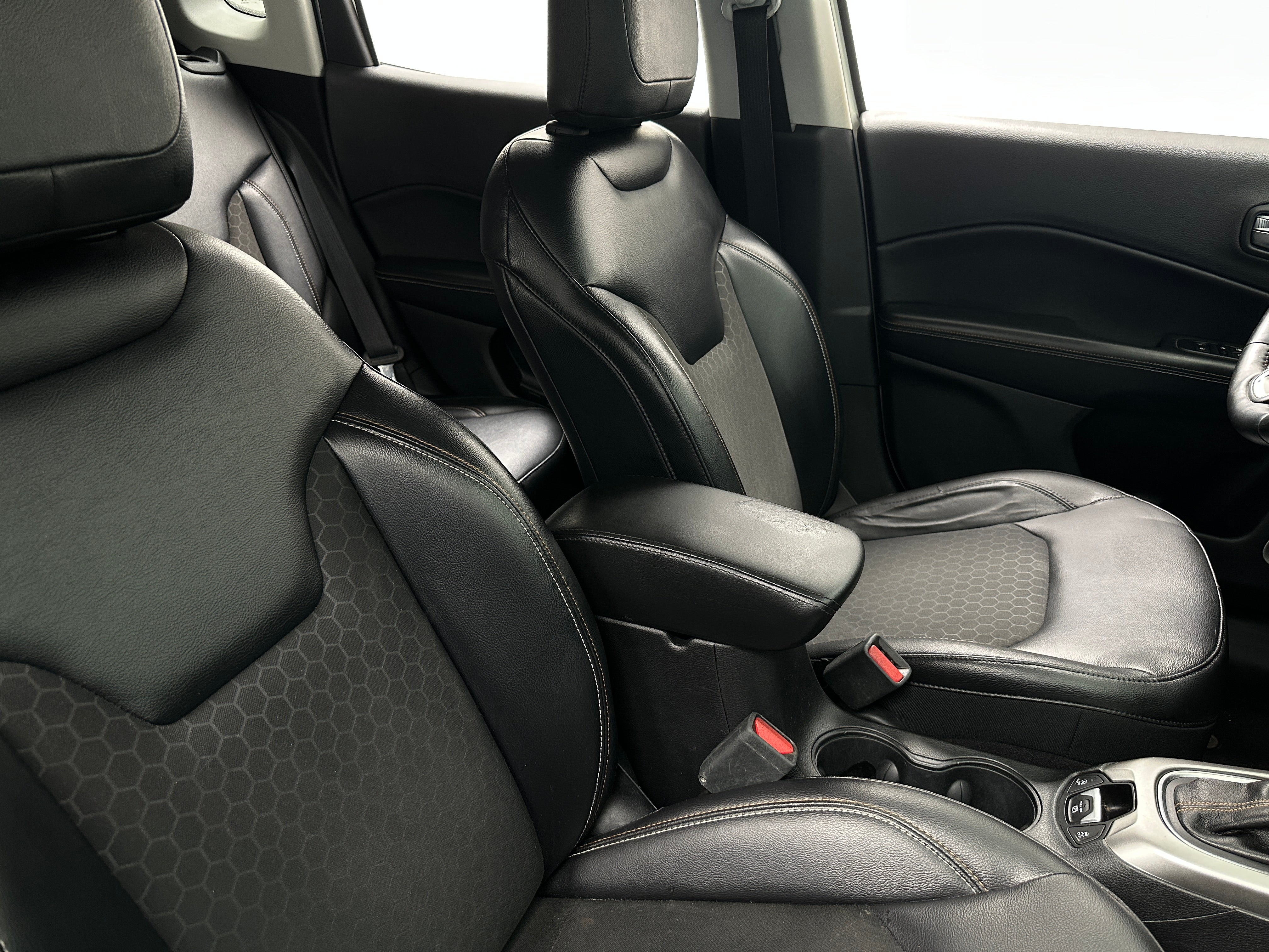 2017 Jeep Compass Latitude 2
