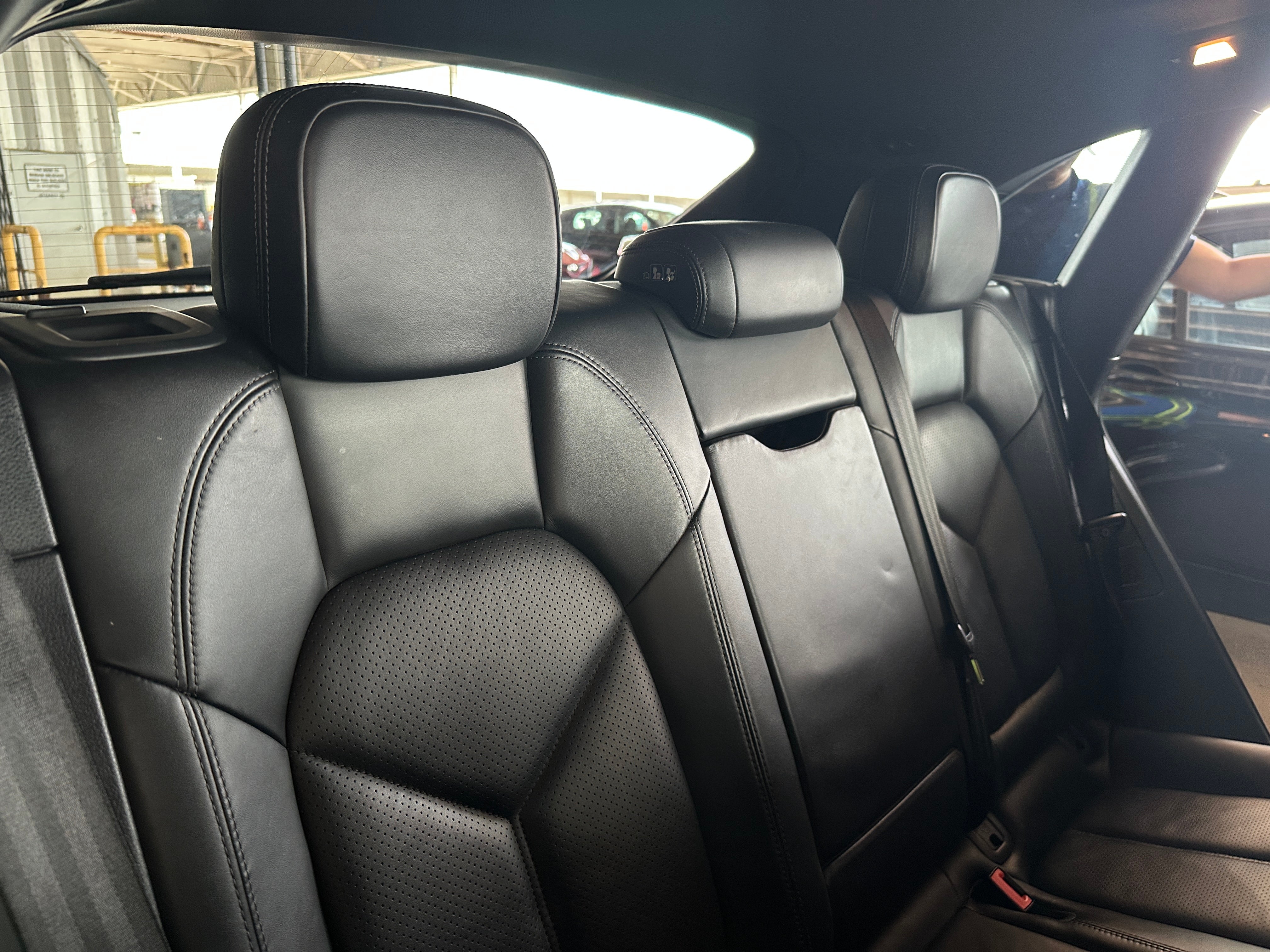 2015 Porsche Macan S 5