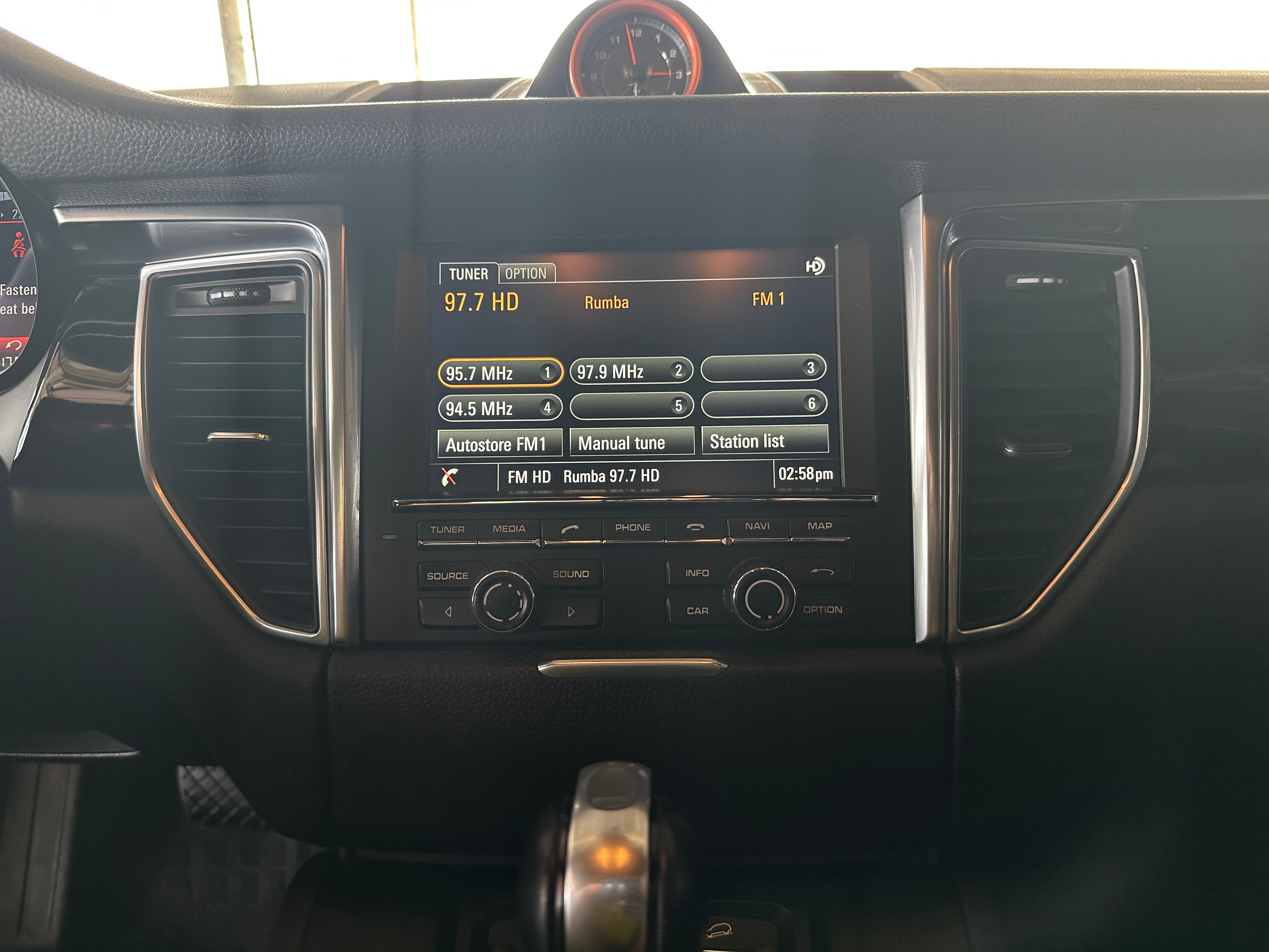 2015 Porsche Macan S 3