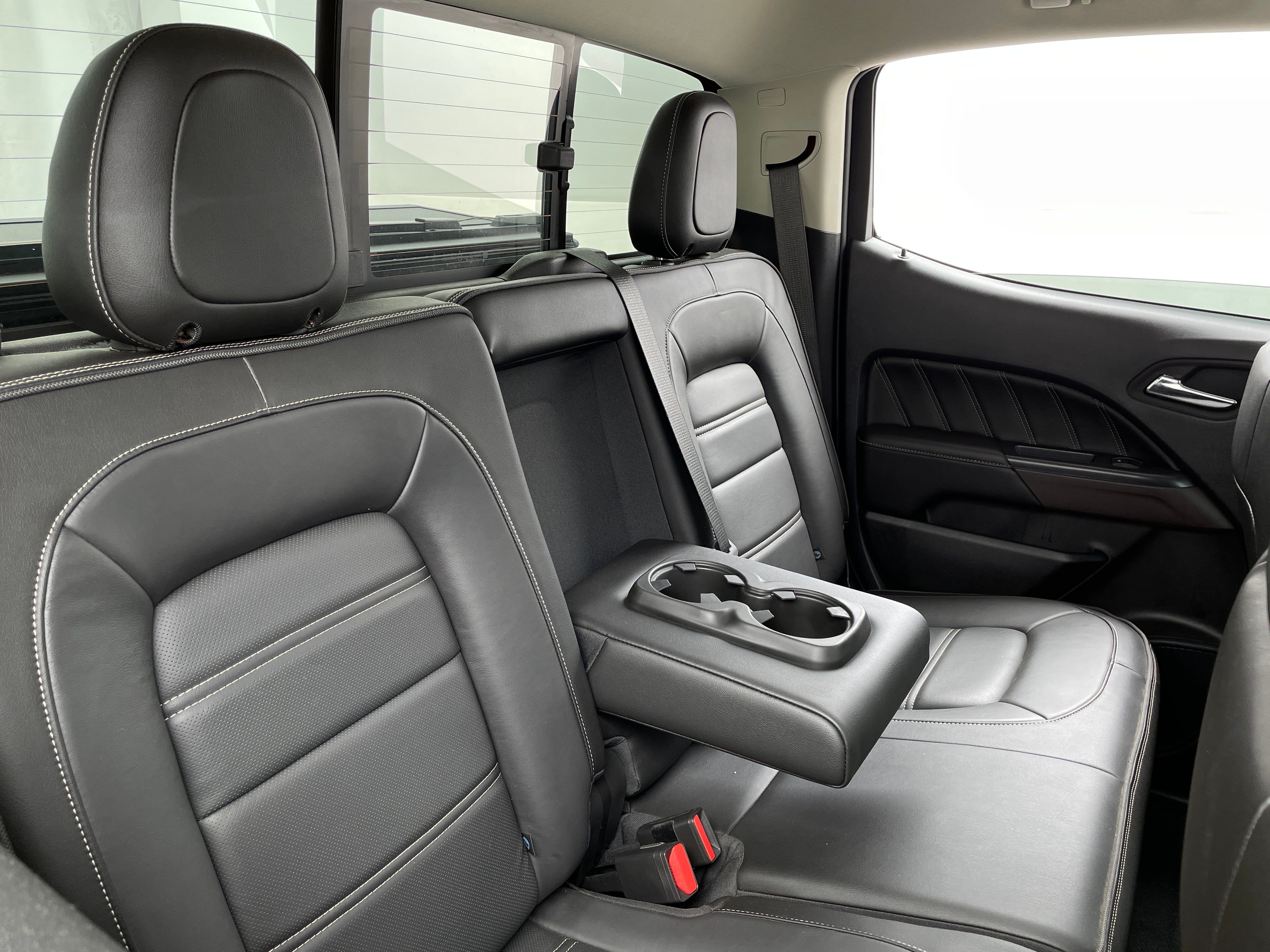 2022 GMC Canyon Denali 5