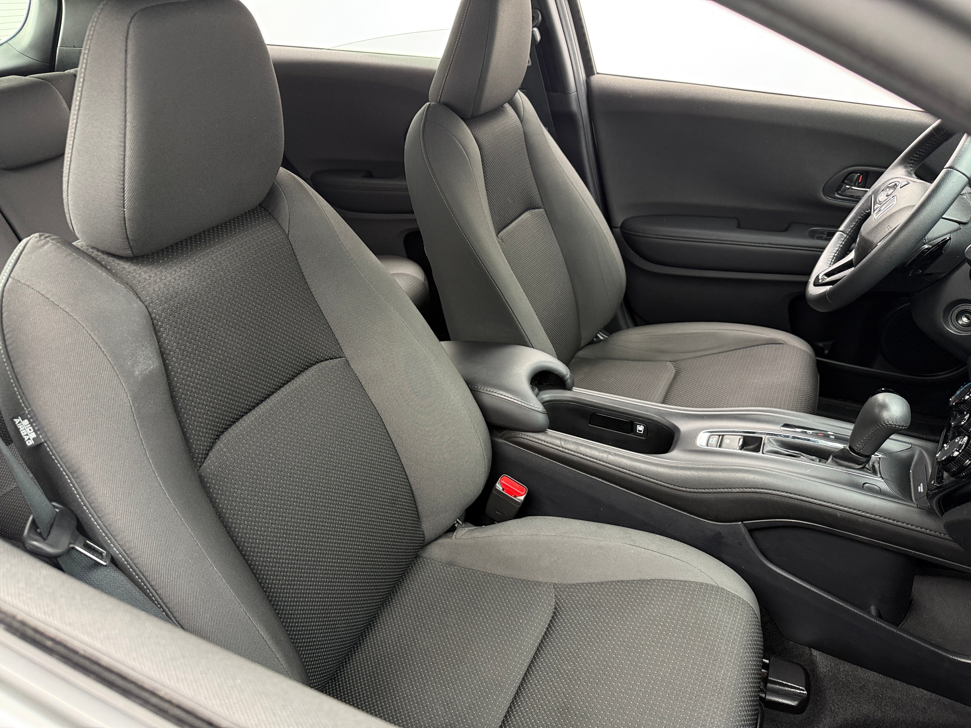 2020 Honda HR-V Sport 2