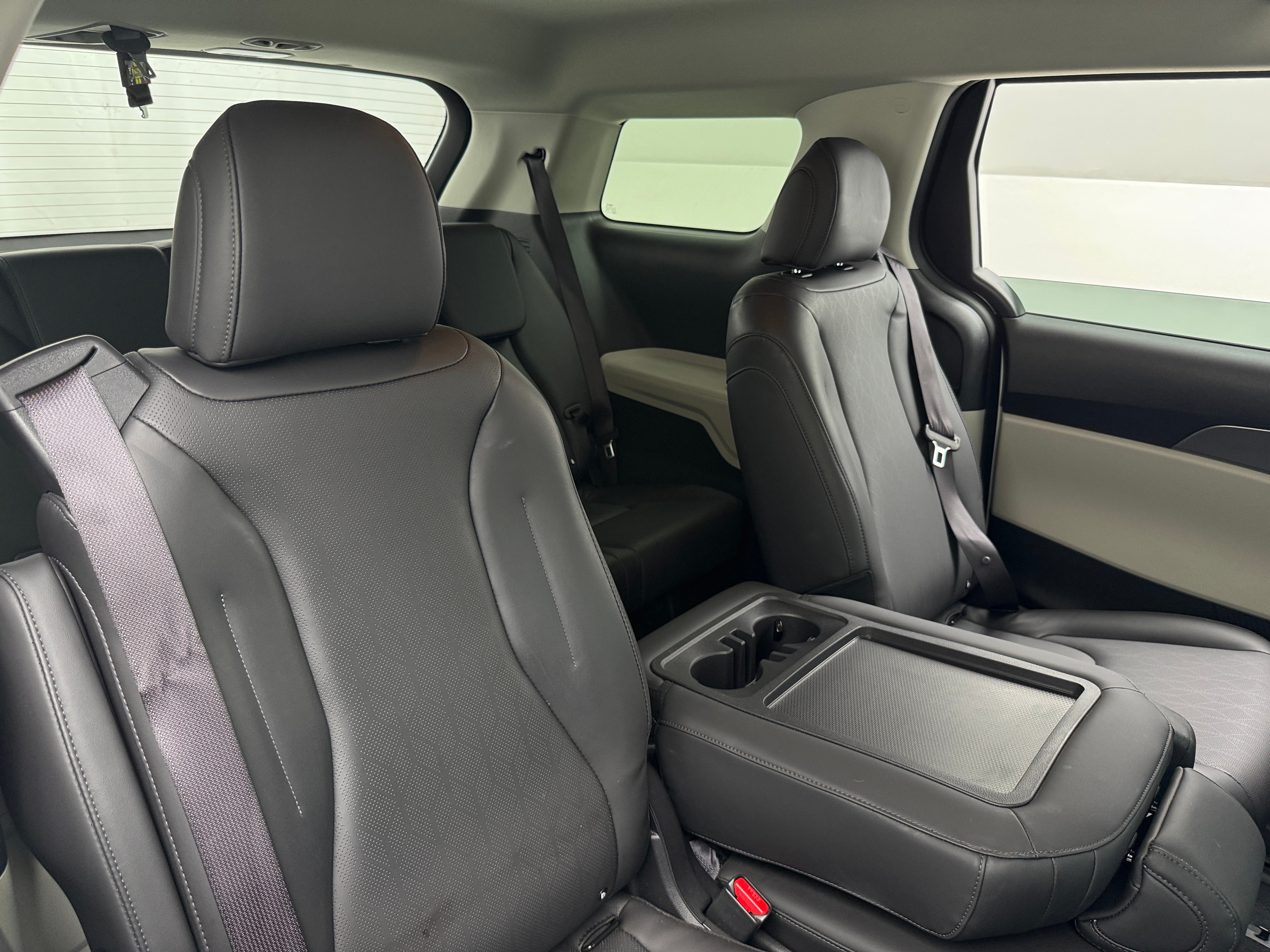 2024 Kia Carnival LX 5