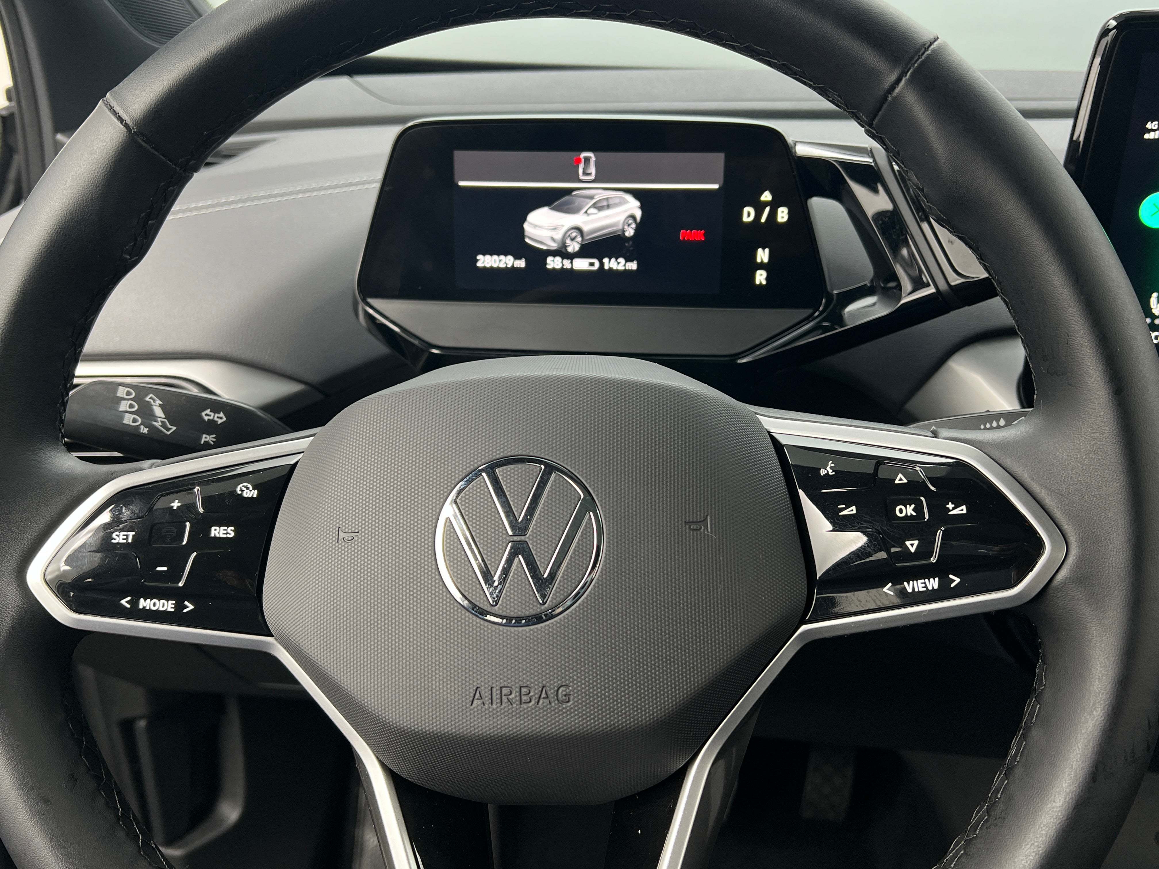 2023 Volkswagen ID.4 Pro S 4
